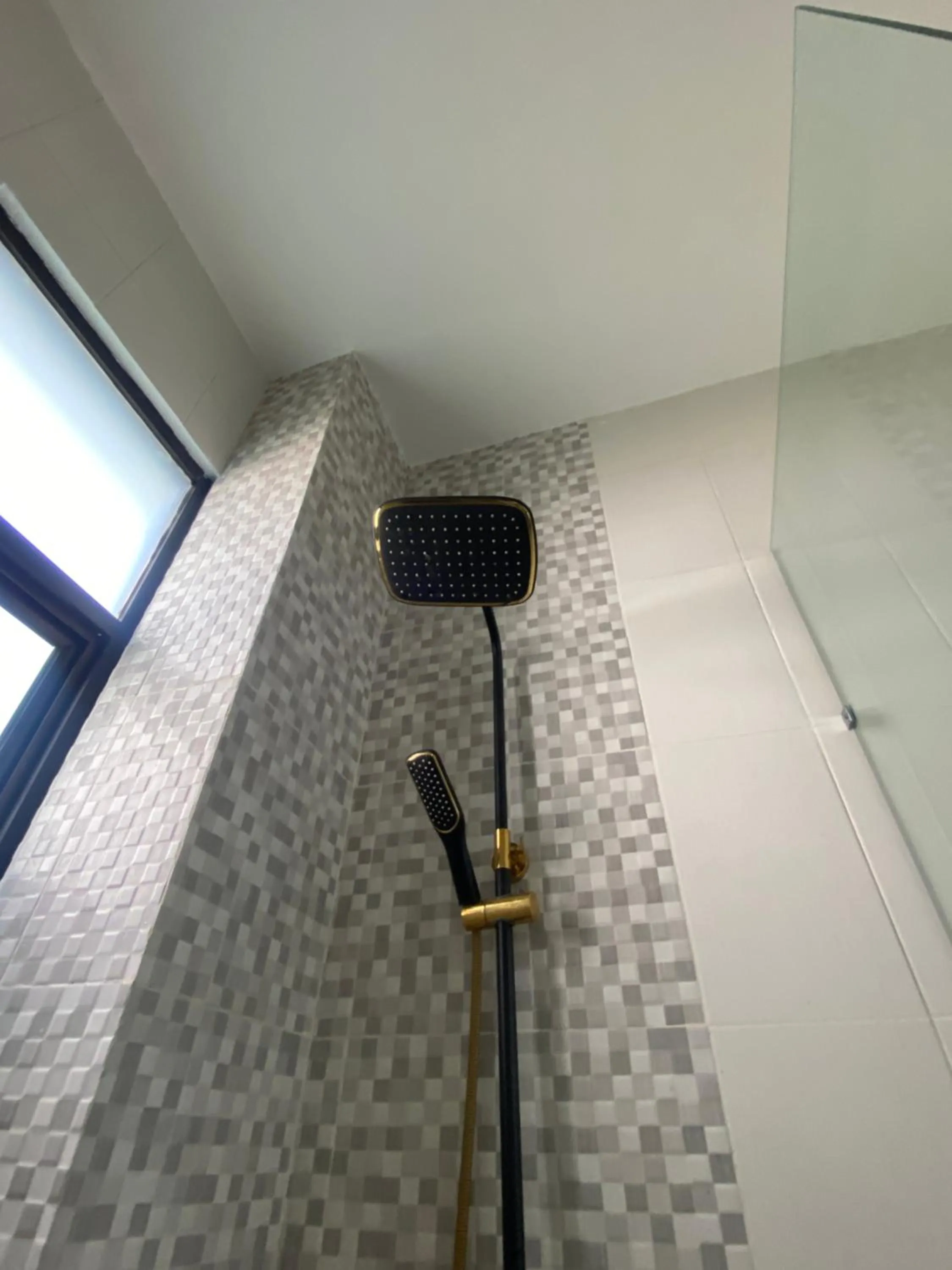Shower in PALAGAN HUIS