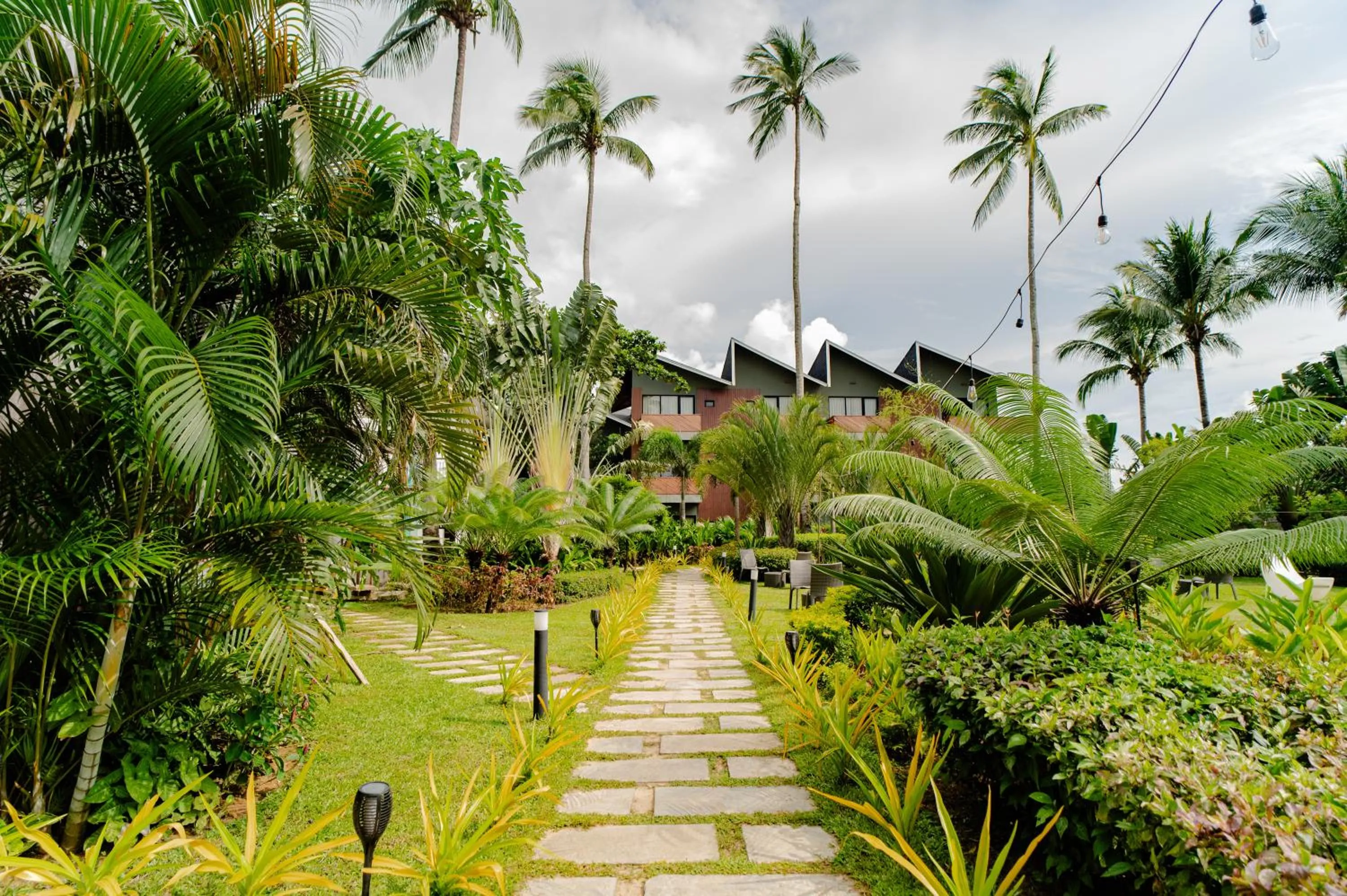 Nacpan Beach Resort Managed by H Hospitality - Newly Renovated