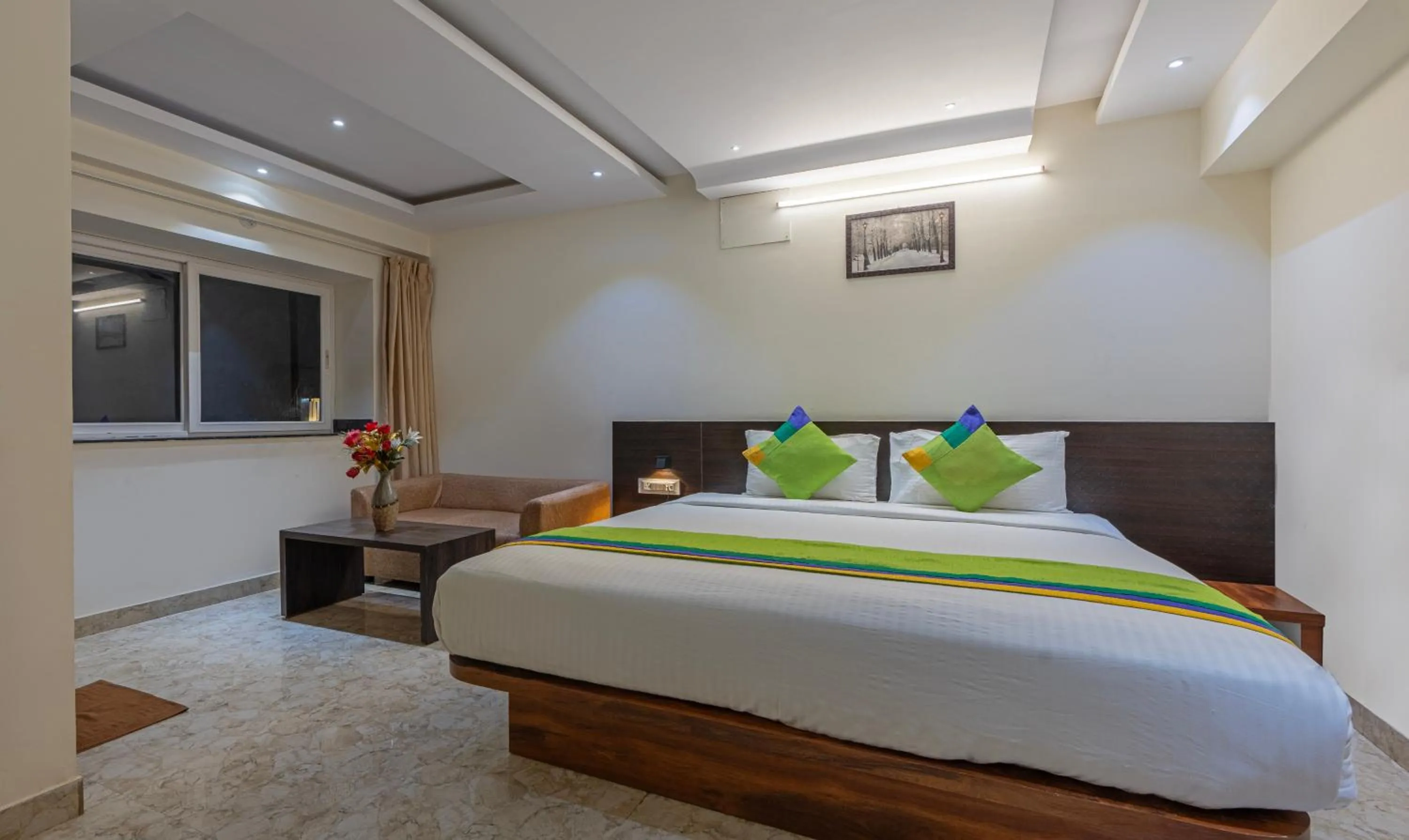 Bedroom, Bed in Treebo Sai Fortune Gateway