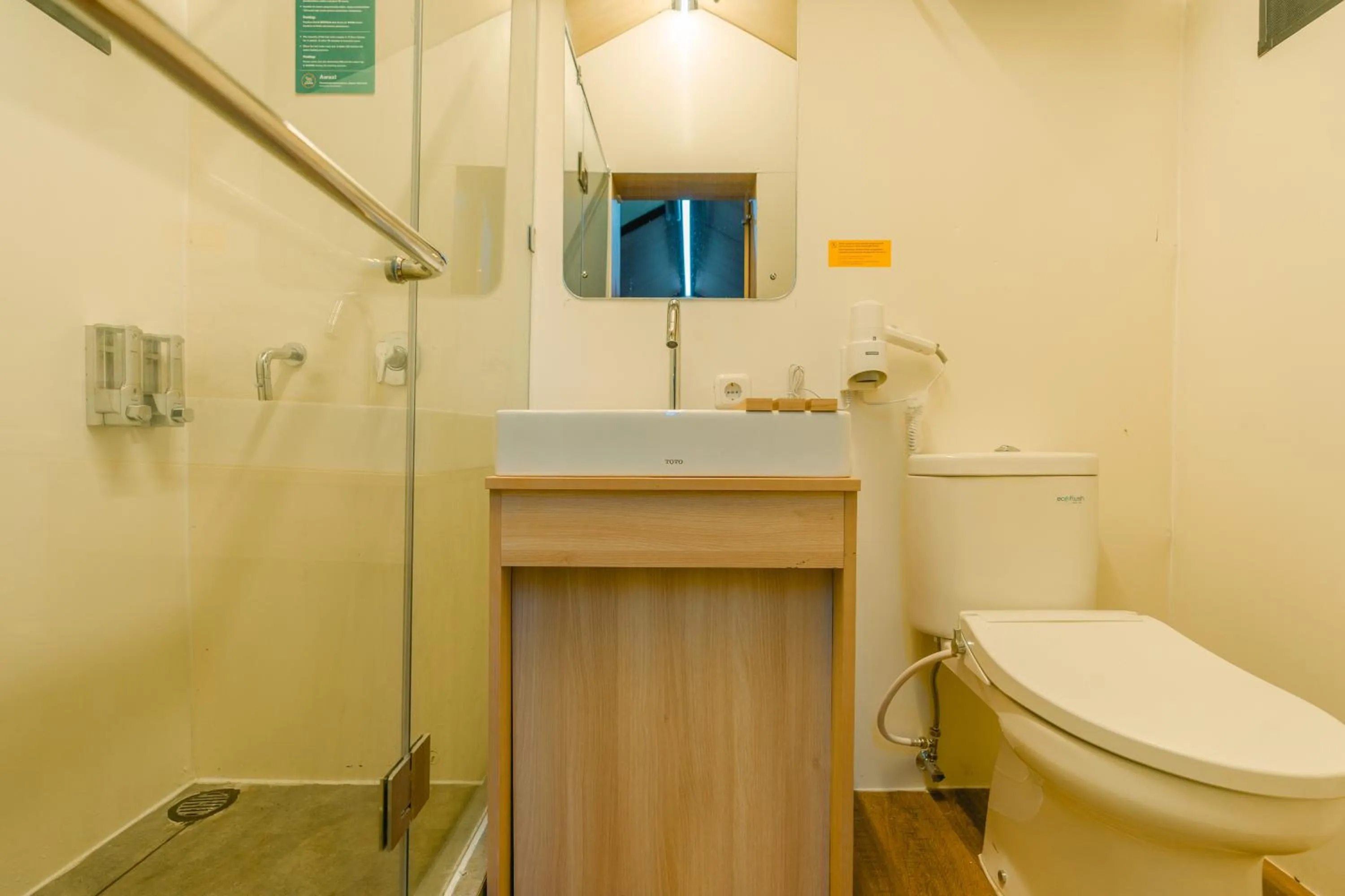 Bobocabin Coban Rondo, Malang