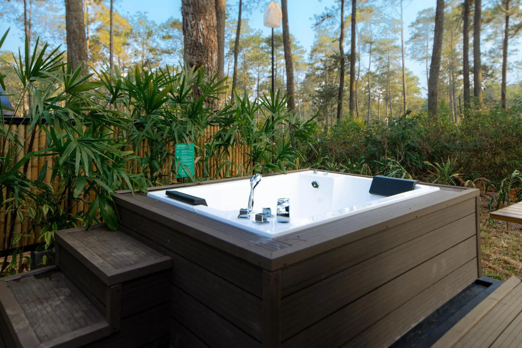 Bobocabin Coban Rondo, Malang