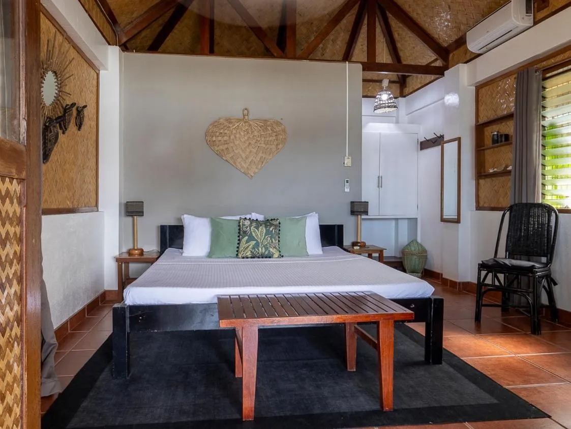 Golden Monkey Beach Hotel