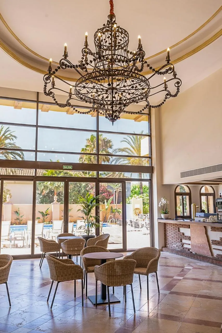 Lounge or bar in Globales Paraíso Beach