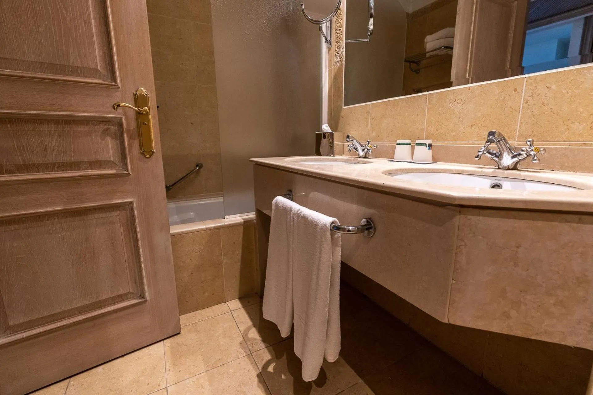 Bathroom in Globales Paraíso Beach