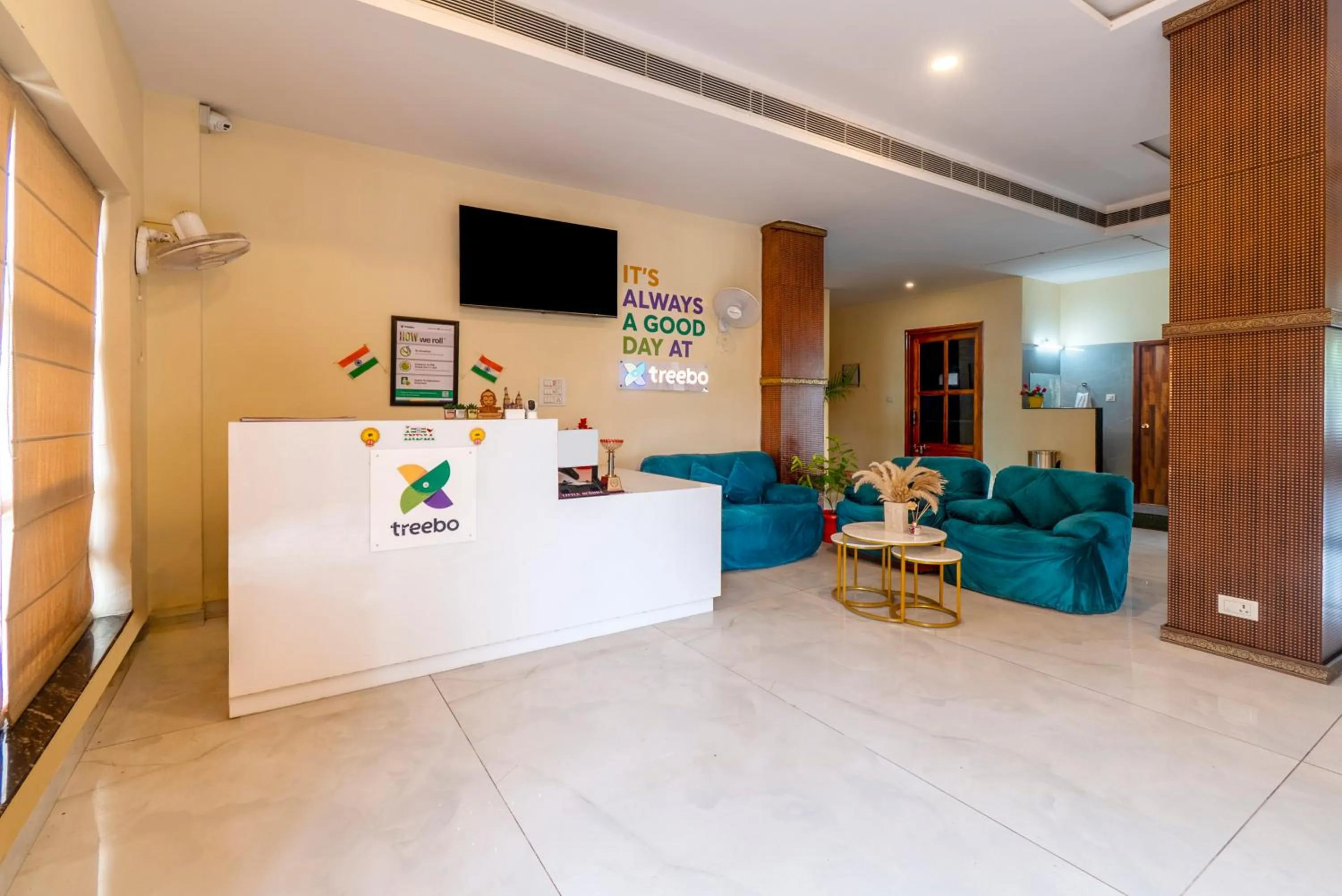 Lobby or reception in Treebo Little Budhha
