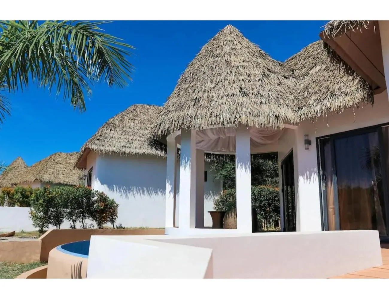 Property building in Safari Hotel and Villas powered by Cocotel