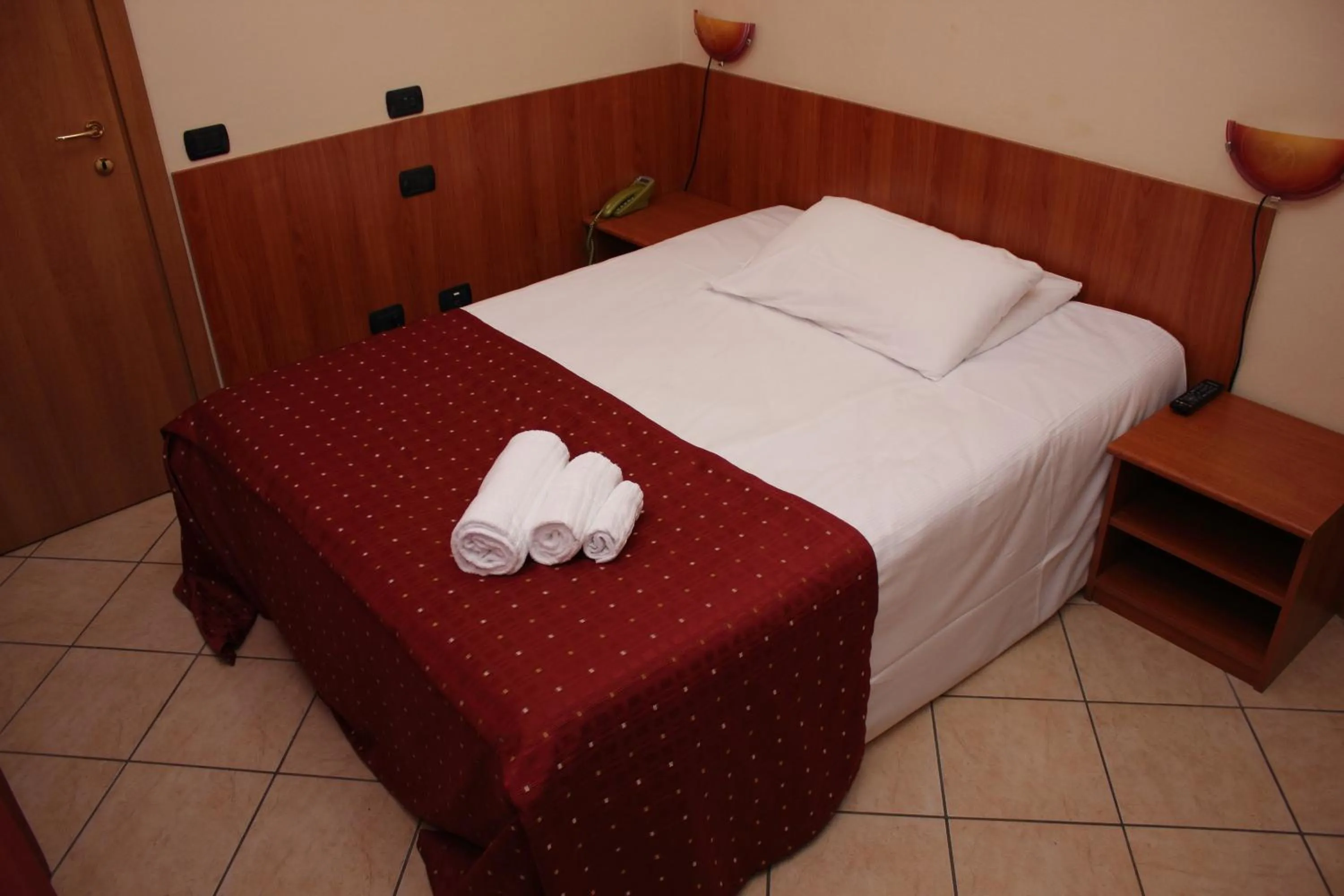 Photo of the whole room, Bed in Albergo Hotel Giardino