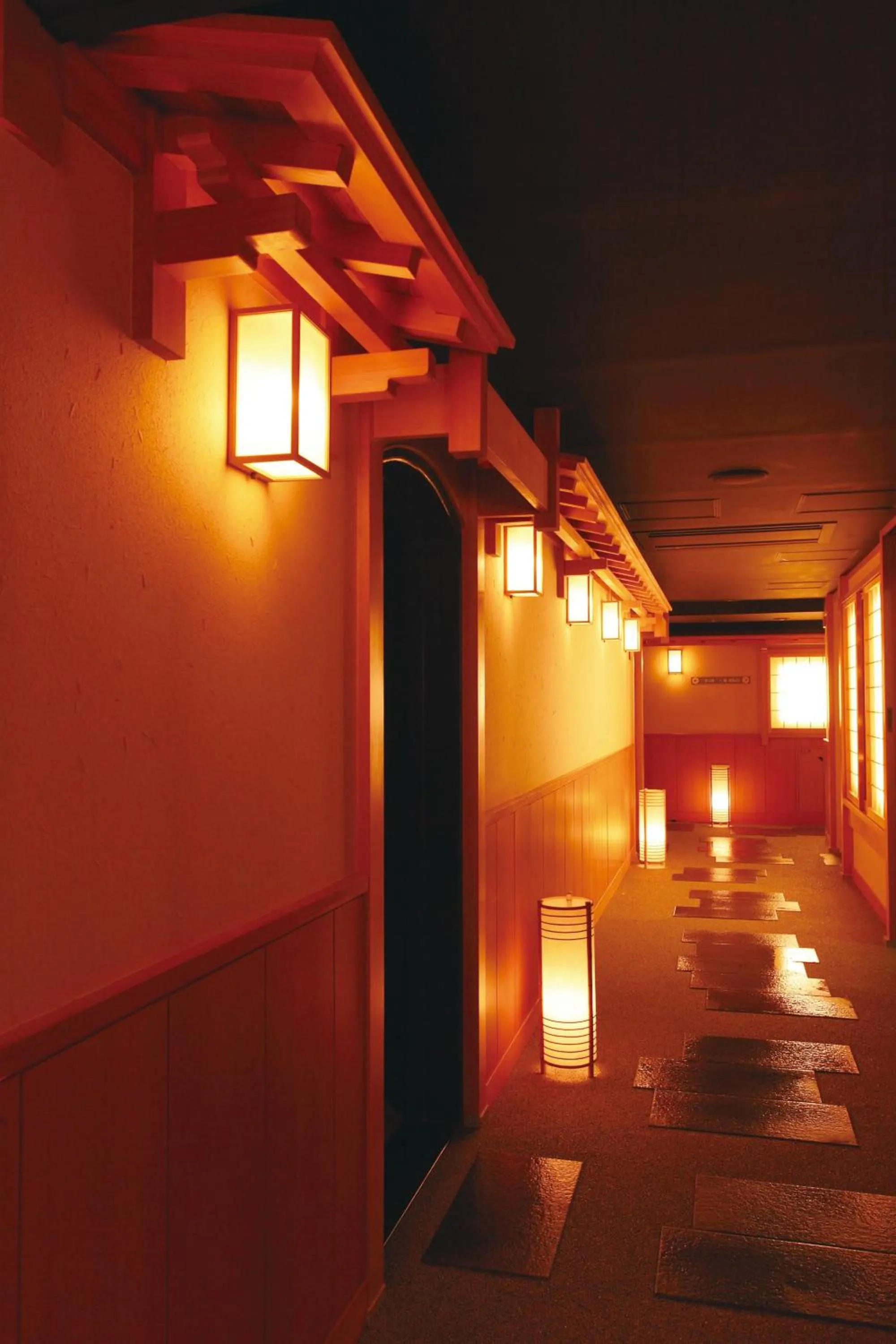 Facade/entrance in Matsui Honkan