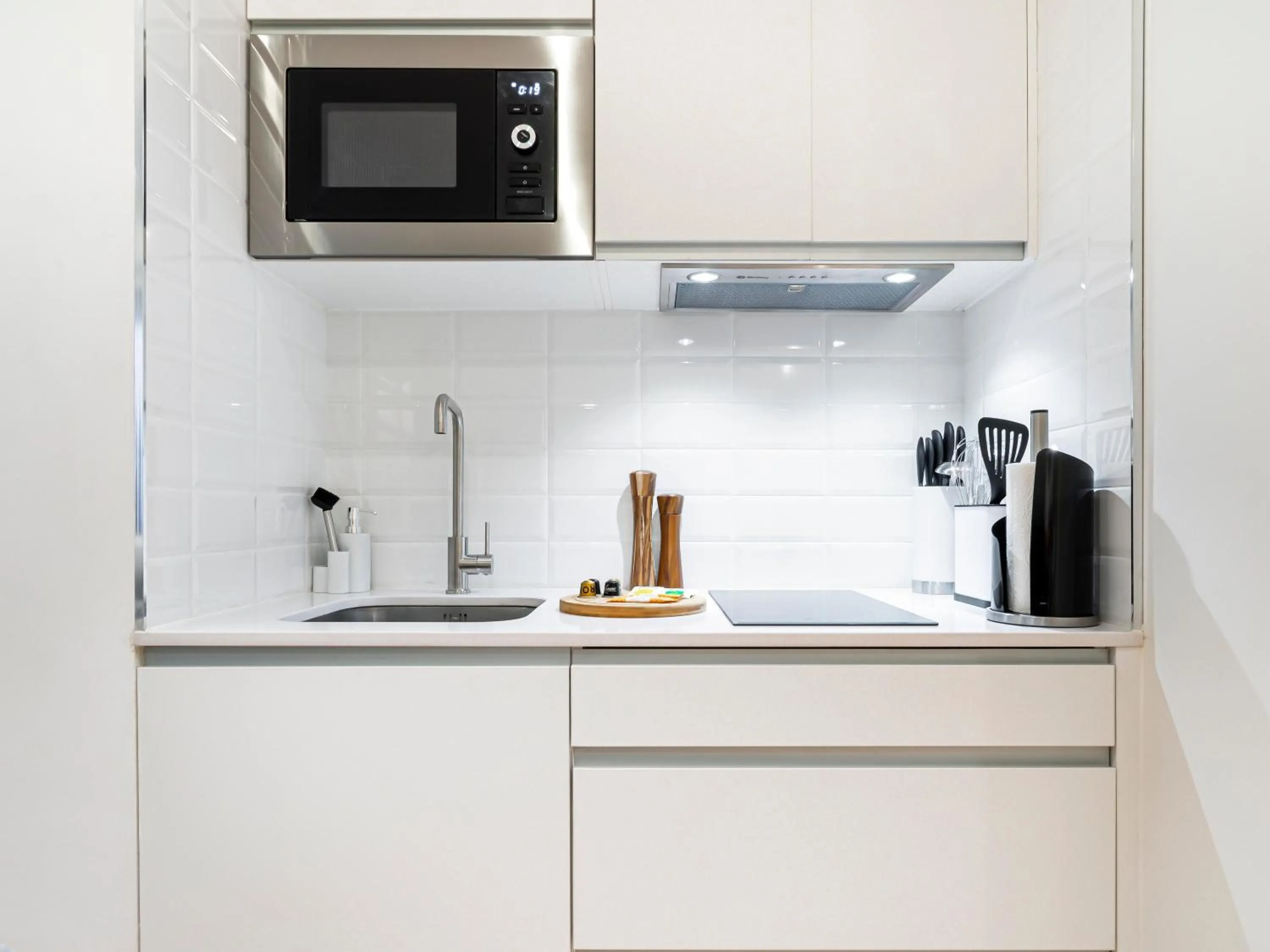 Coffee/tea facilities in Limehome Madrid Calle de Fomento - estancia temporal