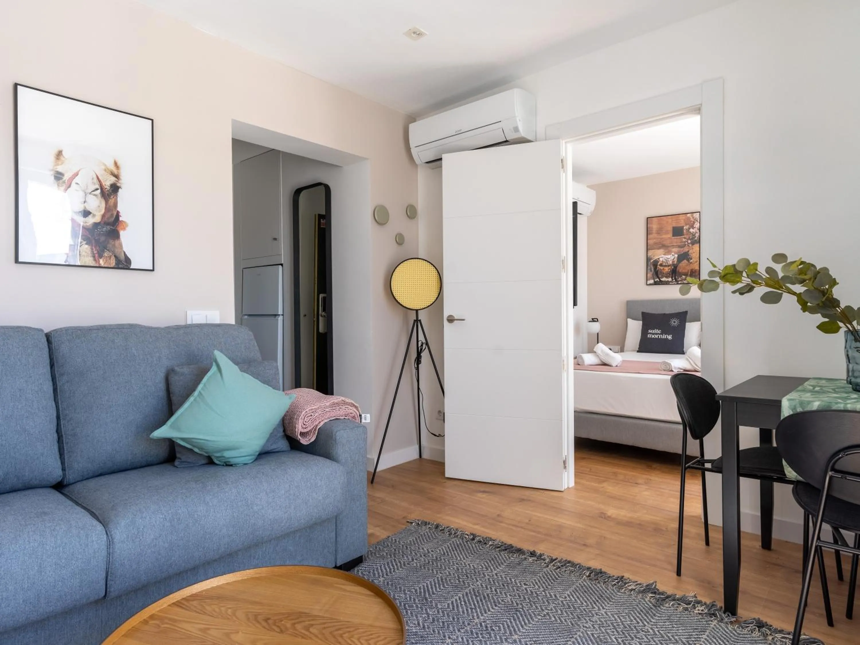 Living room in Limehome Madrid Calle de Fomento - estancia temporal