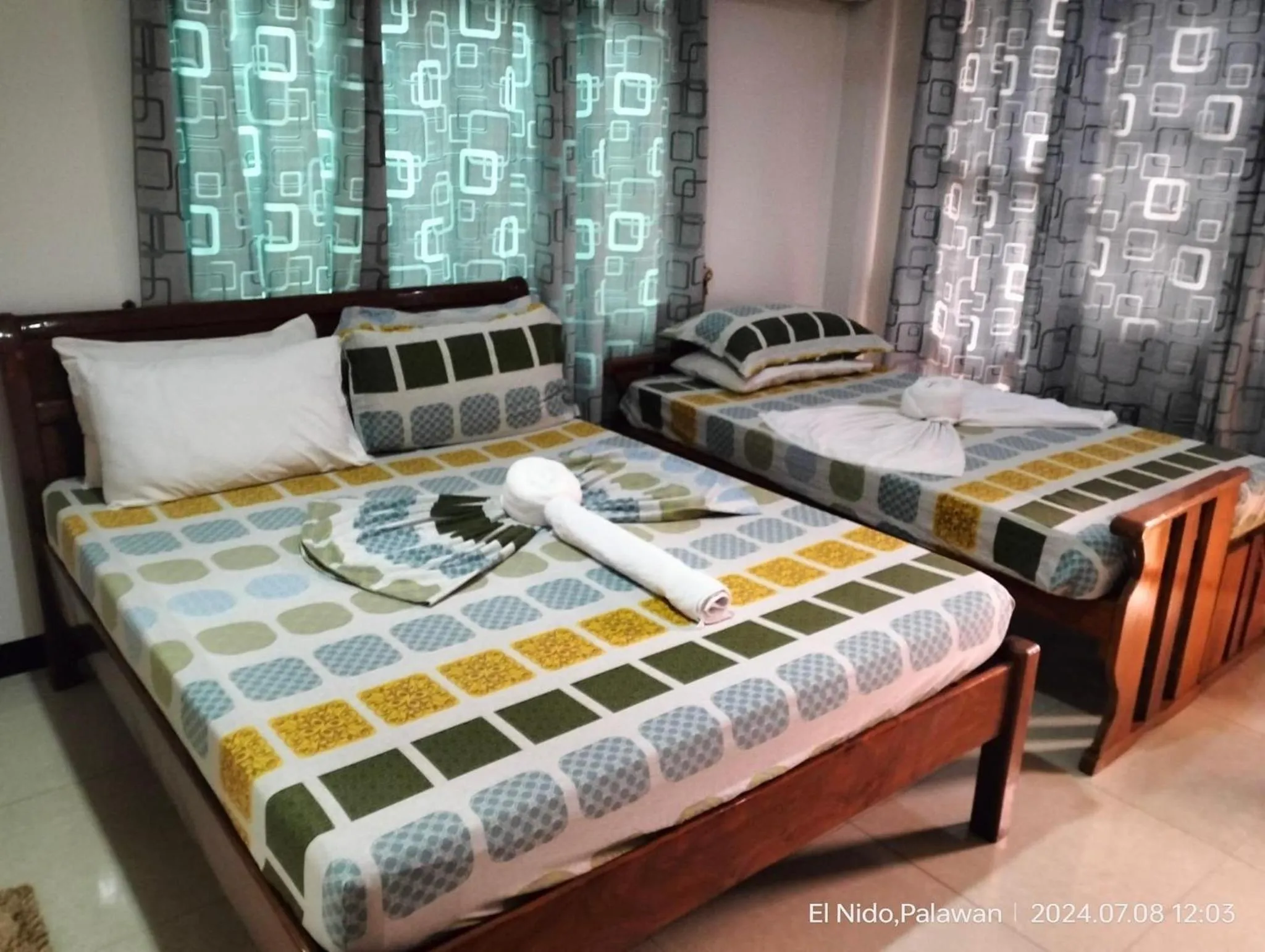 Bed in Buena's Haven Travelodge