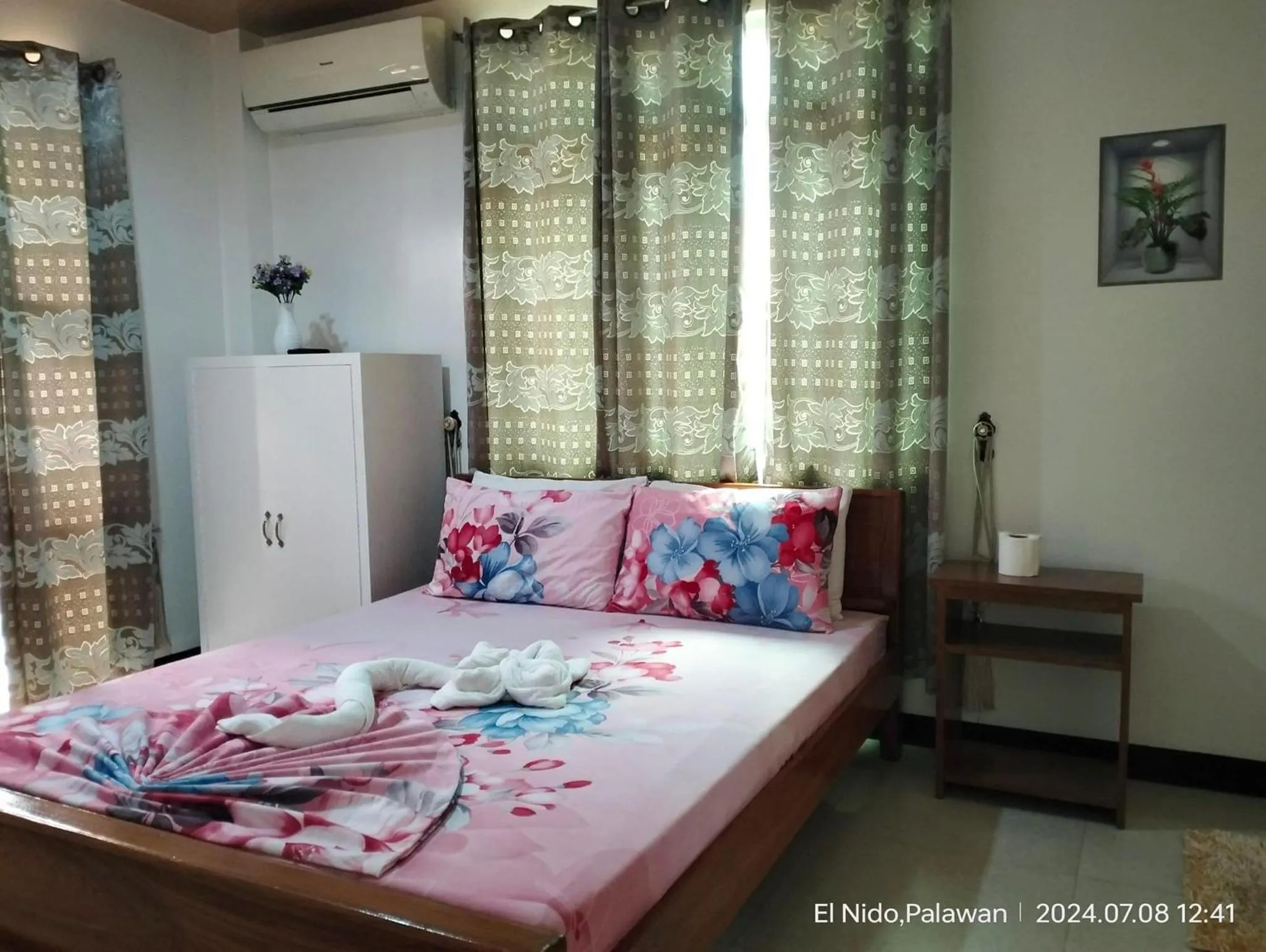 Bedroom, Bed in Buena's Haven Travelodge