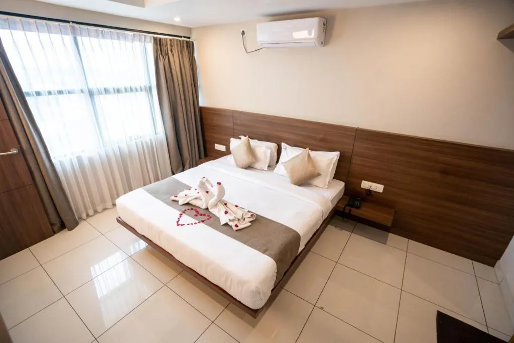 Bed in Samasth Palatial