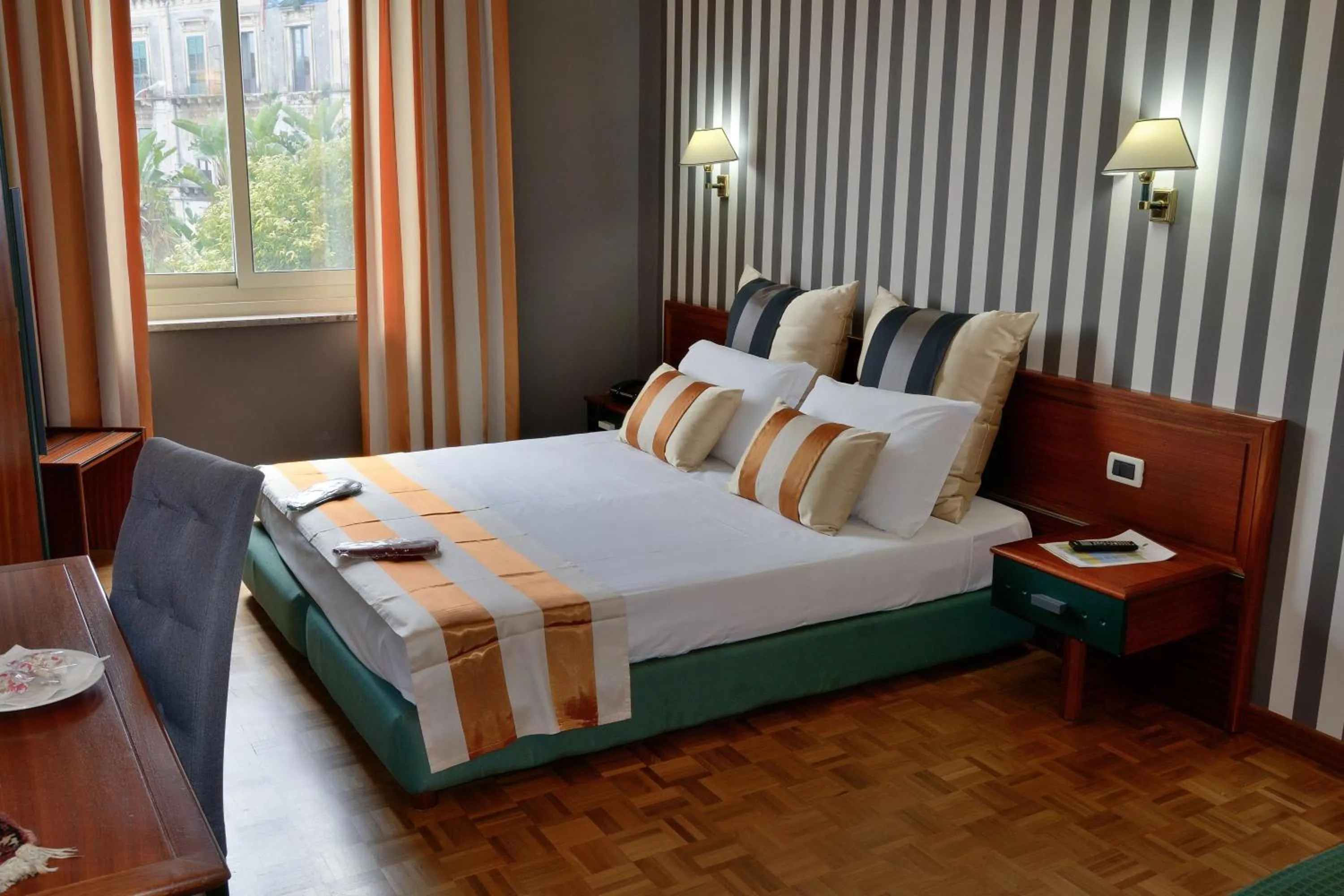 Bed in Grande Albergo Maugeri