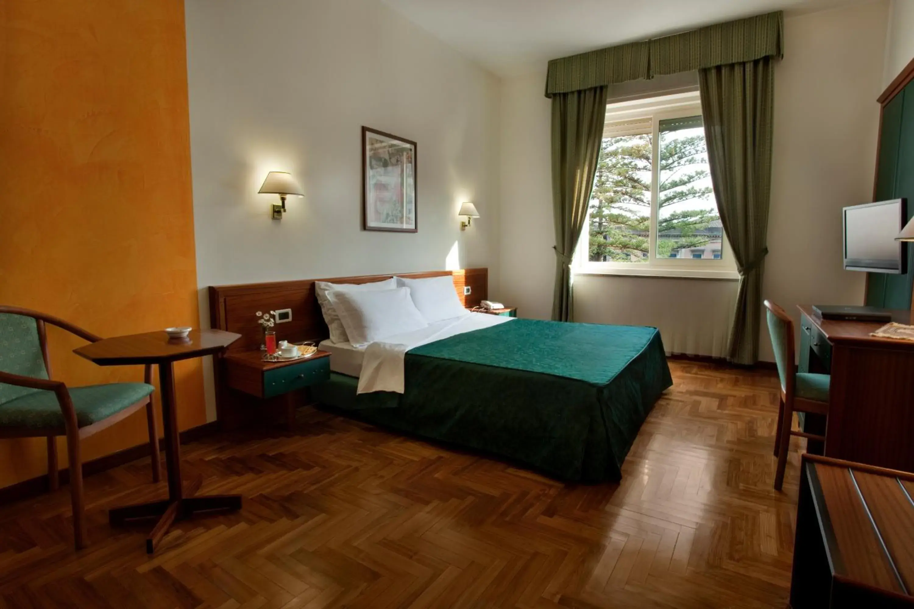 Superior Double or Twin Room with City View - single occupancy in Grande Albergo Maugeri Superior Double or Twin Room with City View - single occupancy in Grande Albergo Maugeri