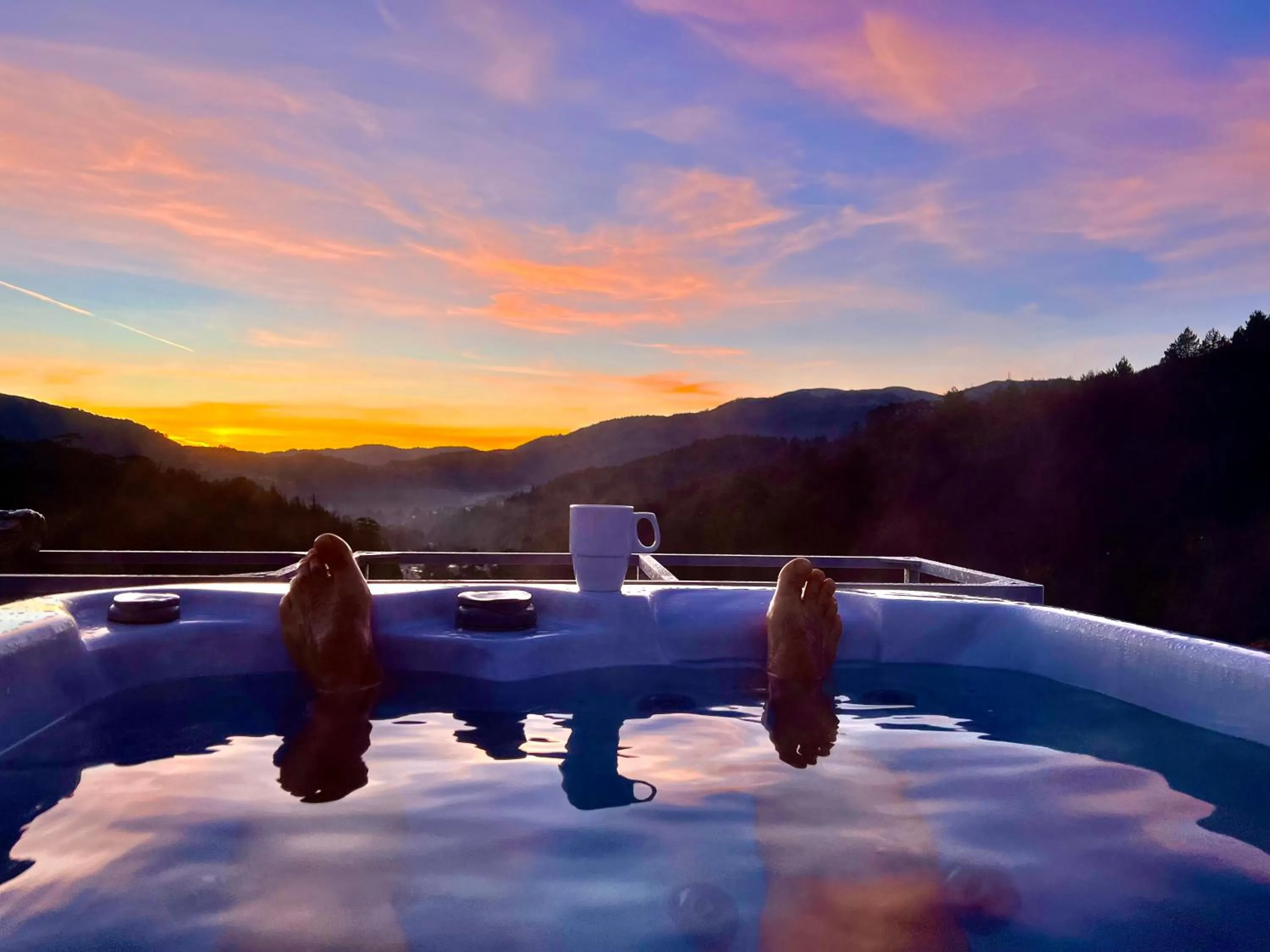 Hot Tub in Valia Nostra Escape Hotel