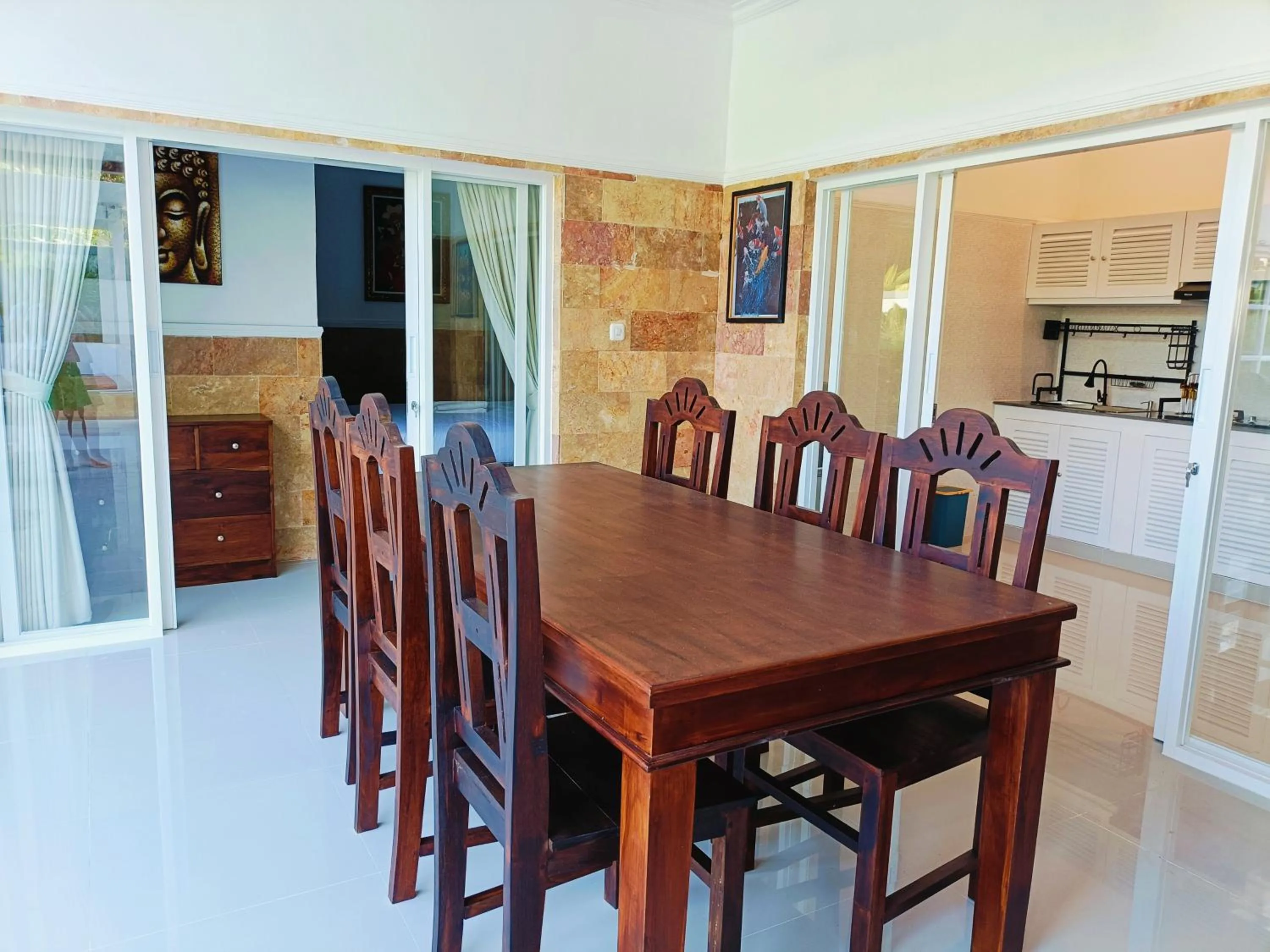 Dining area in Villa TWIN FLOWER