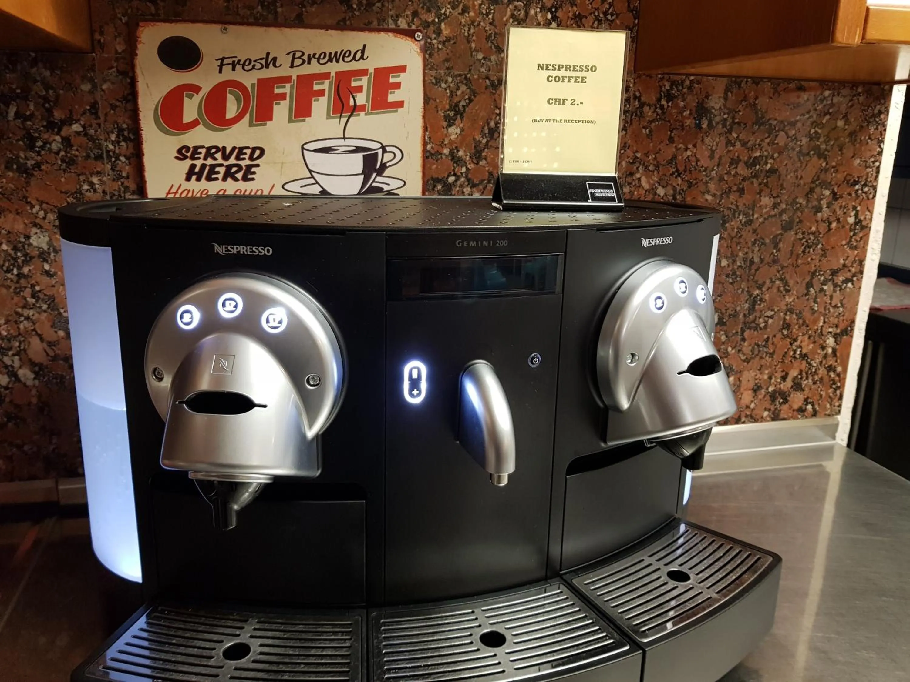 Coffee/tea facilities in Bellpark Hostel
