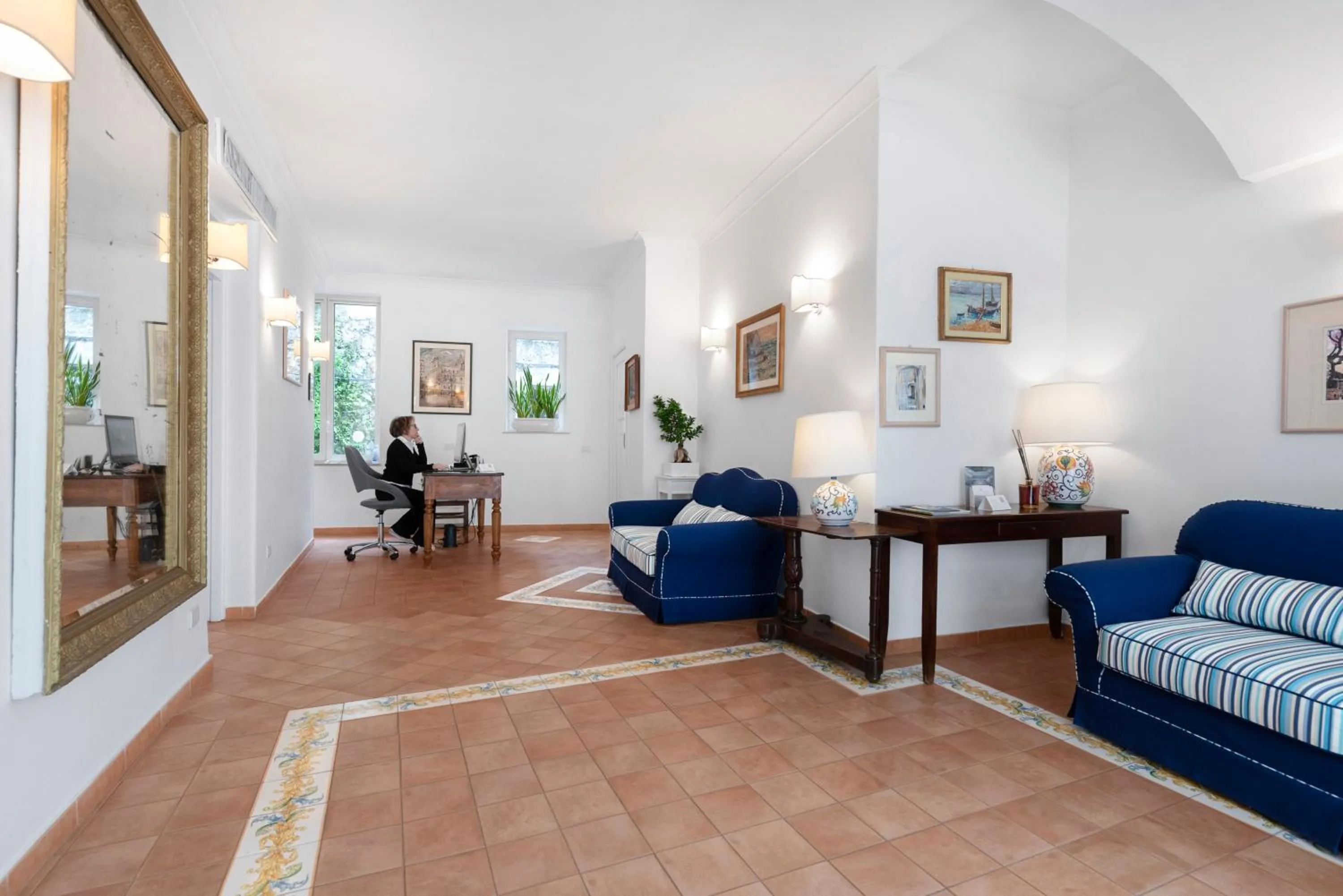 People in Hotel Bougainville