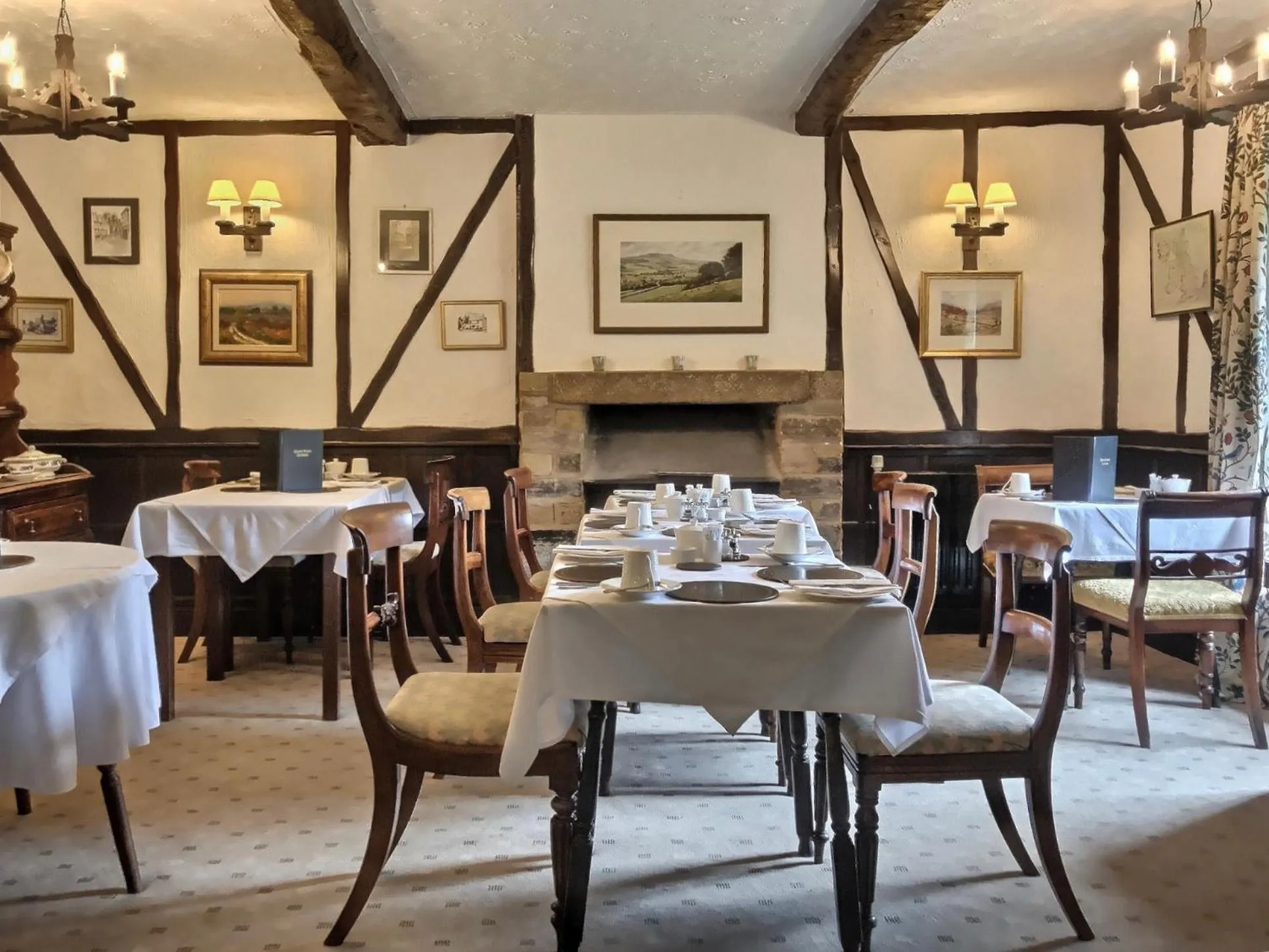 Restaurant/places to eat in Grove House