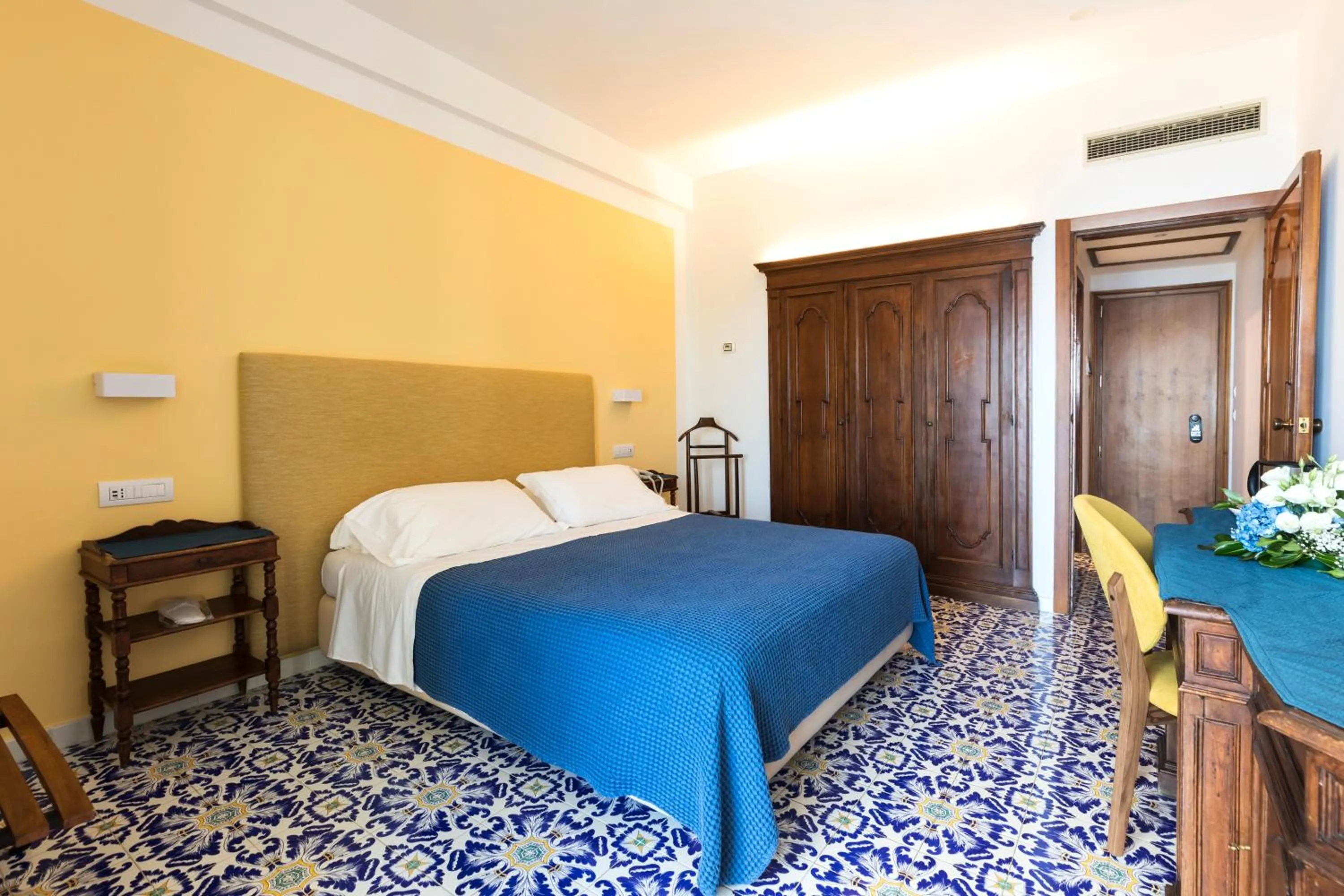 Bed in Grand Hotel Hermitage