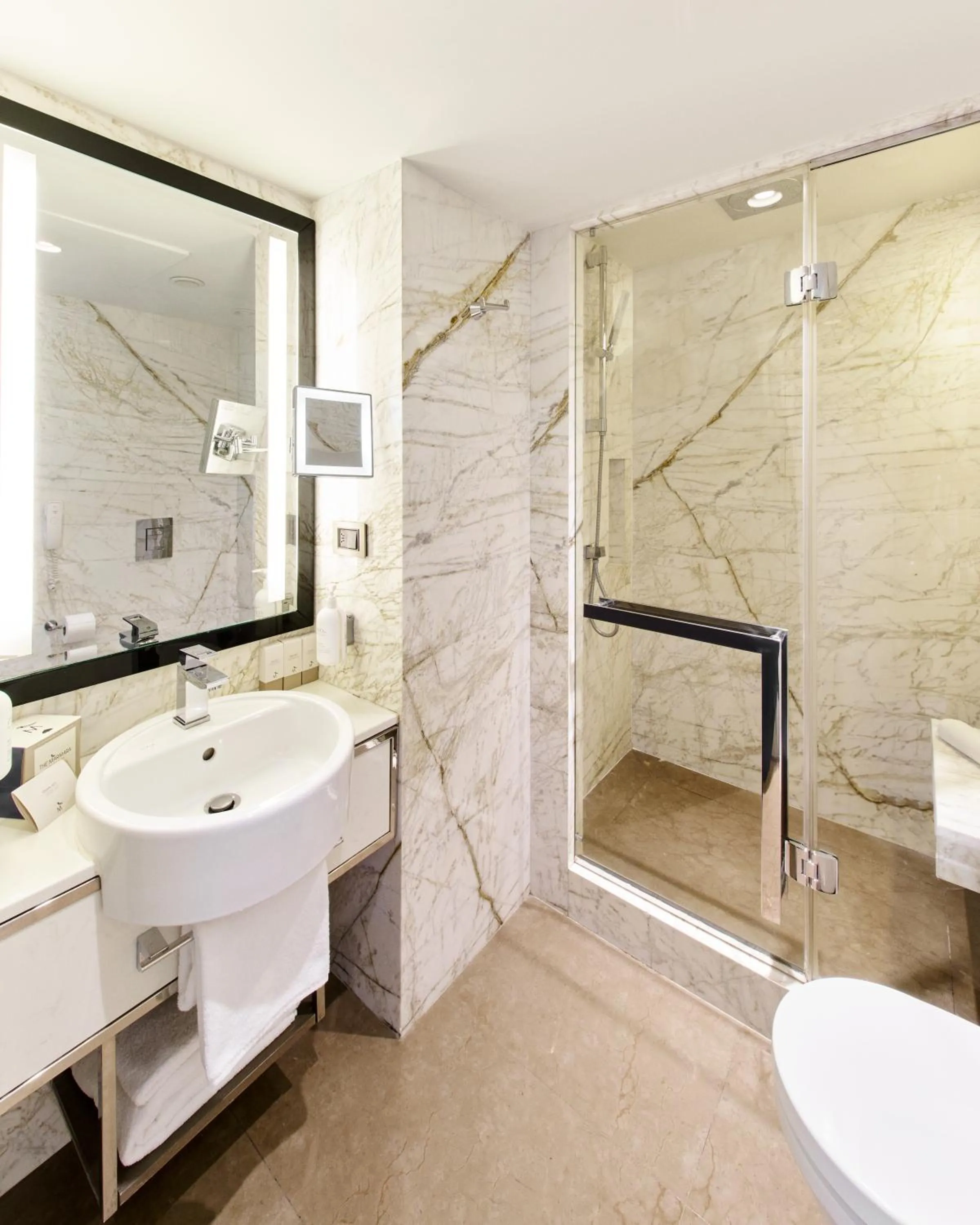 Shower in The Marmara Taksim