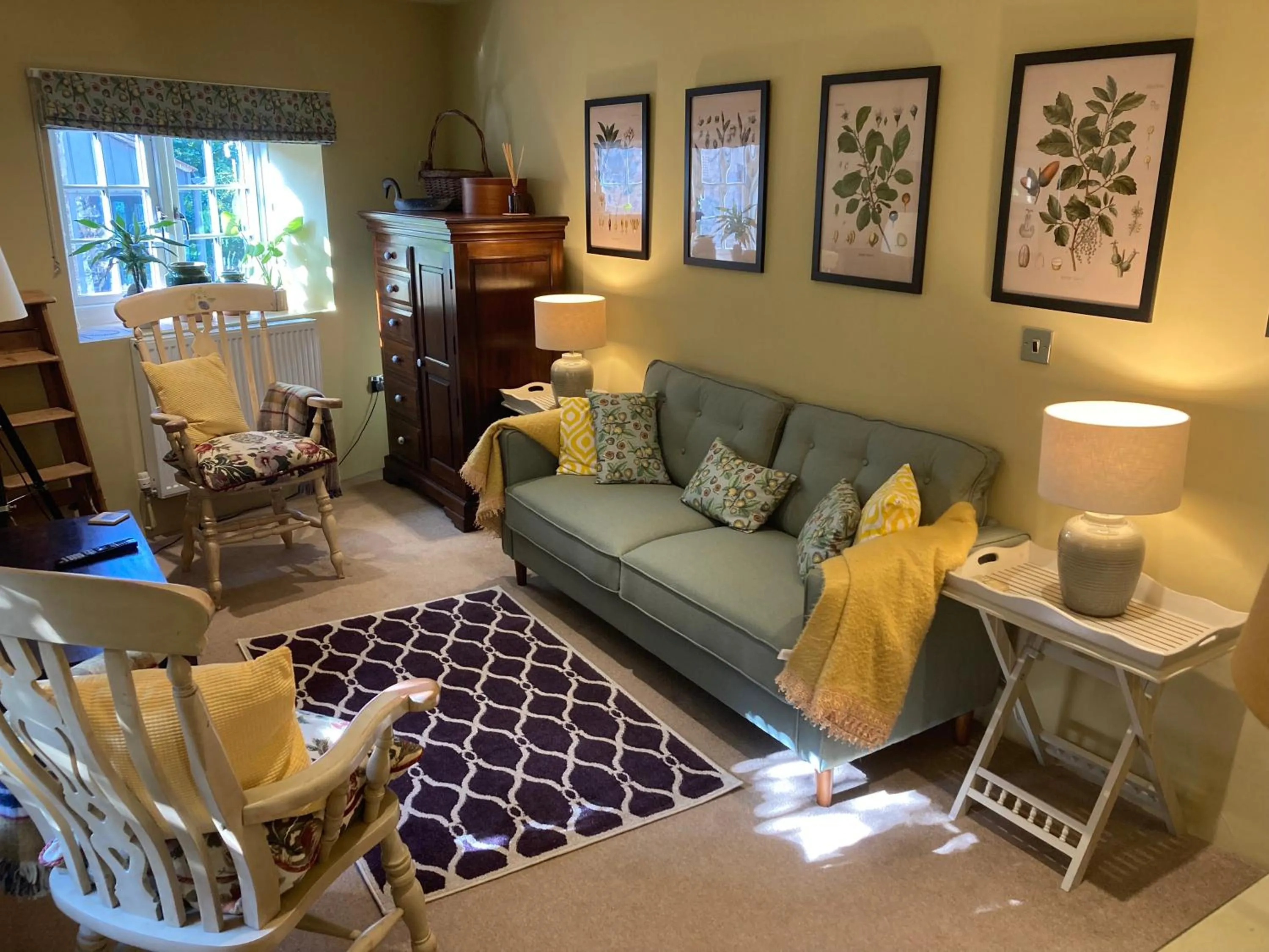 Living room in Maplestone