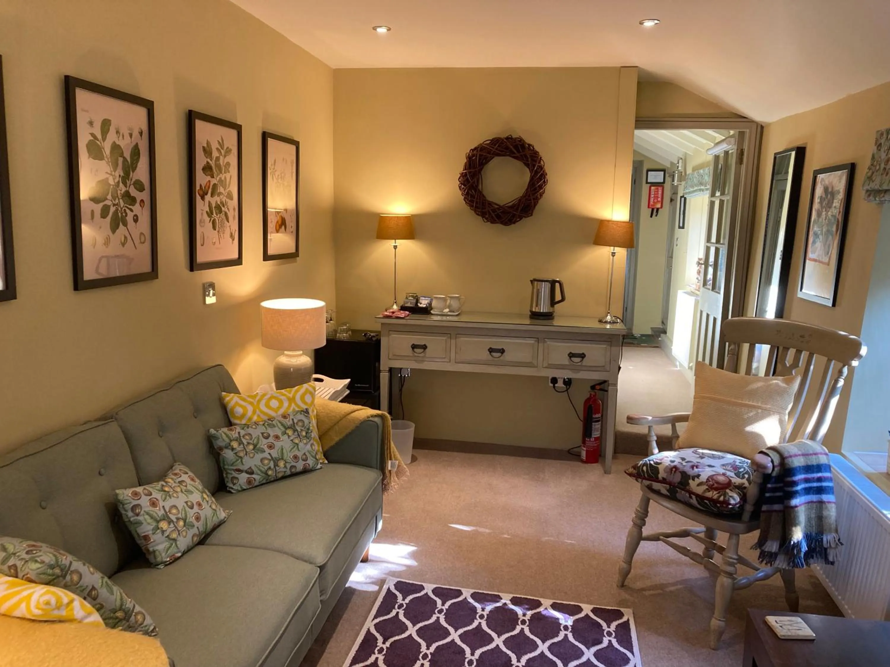 Living room in Maplestone