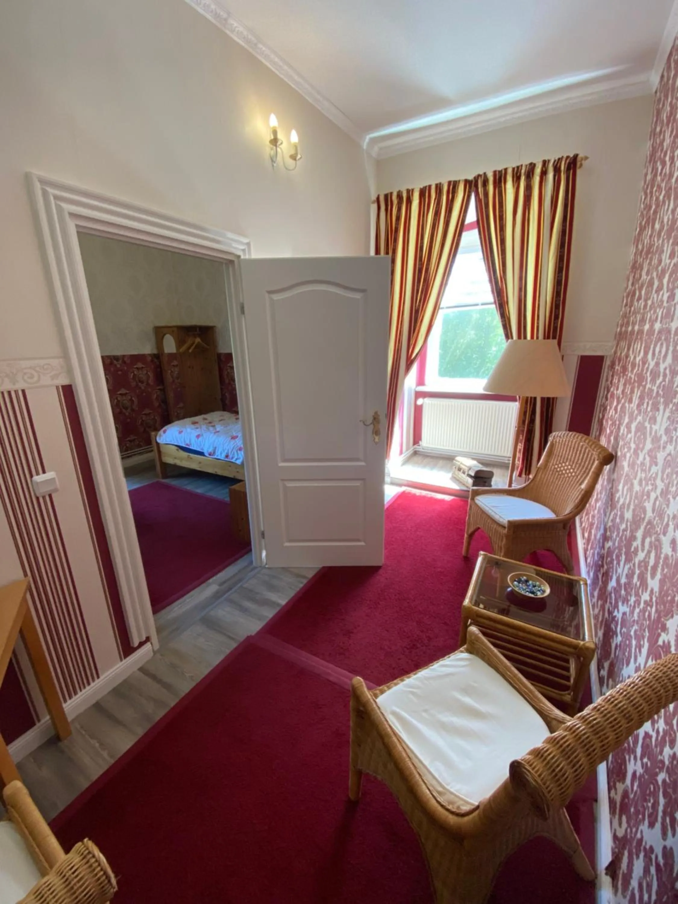 Seating area, Bed in Jagdschloss lalendorf