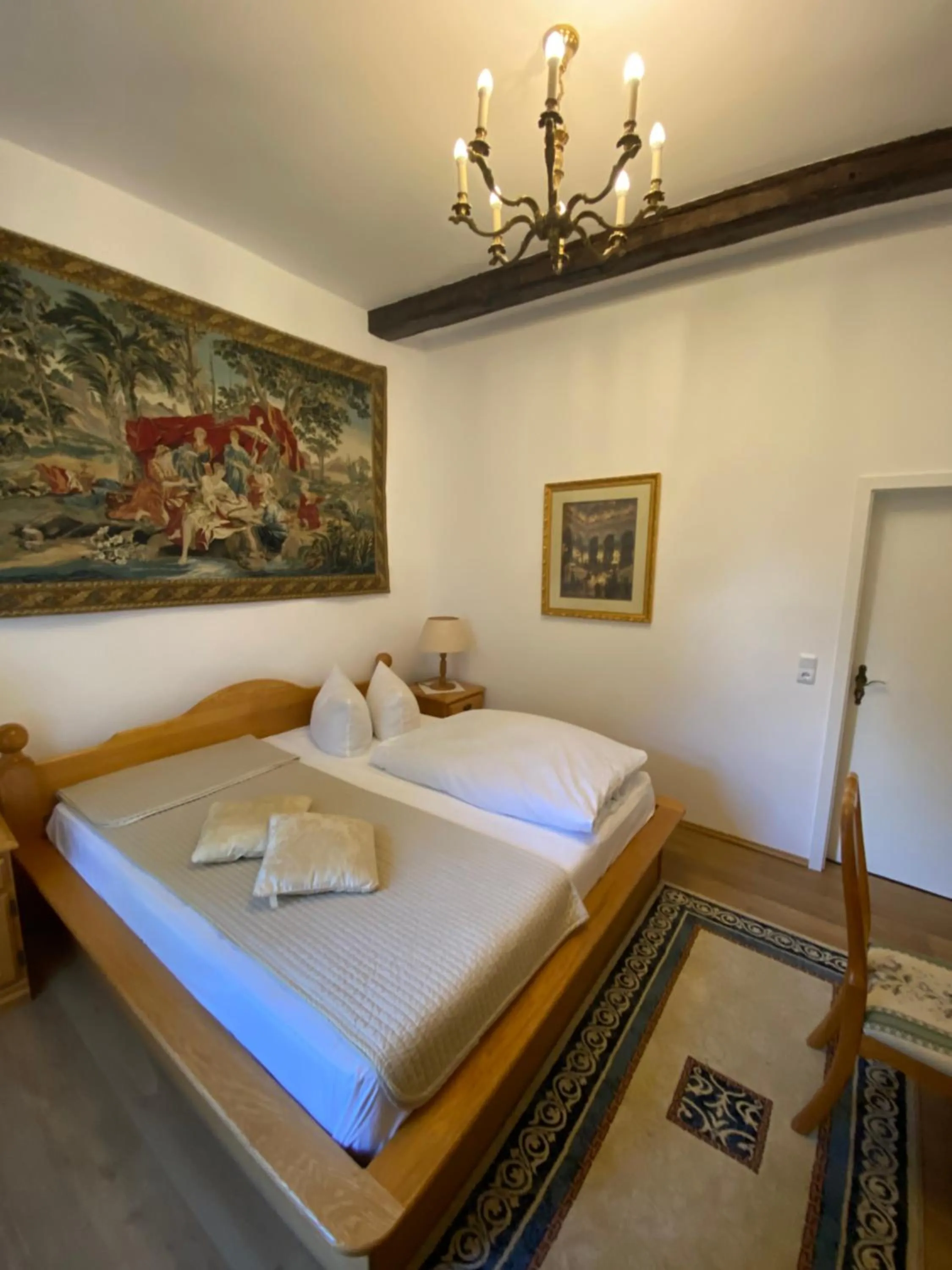 Photo of the whole room, Bed in Jagdschloss lalendorf