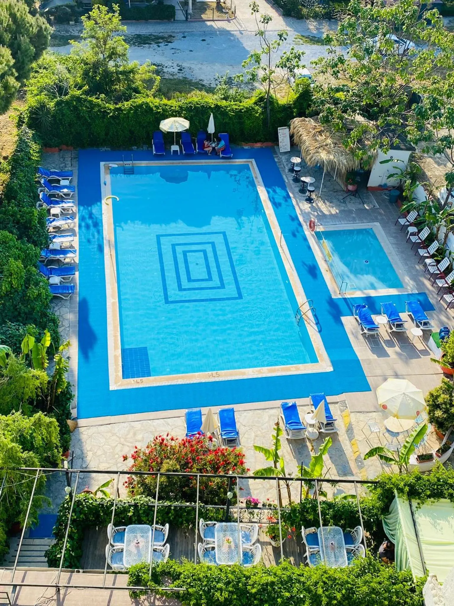Pool view in ALİBABAM APART OTEL
