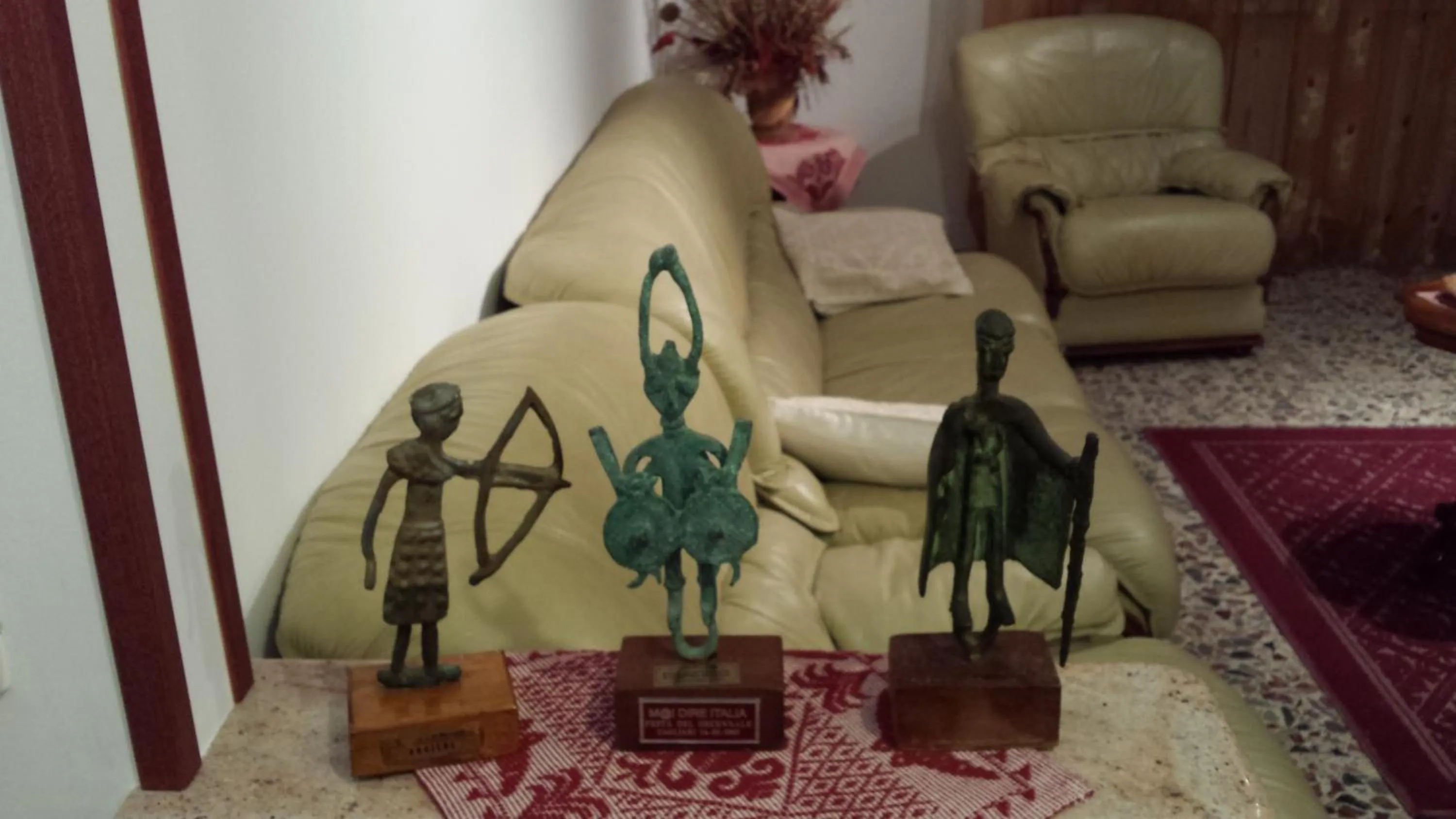 Communal lounge/ TV room in B&B Santa Gilla