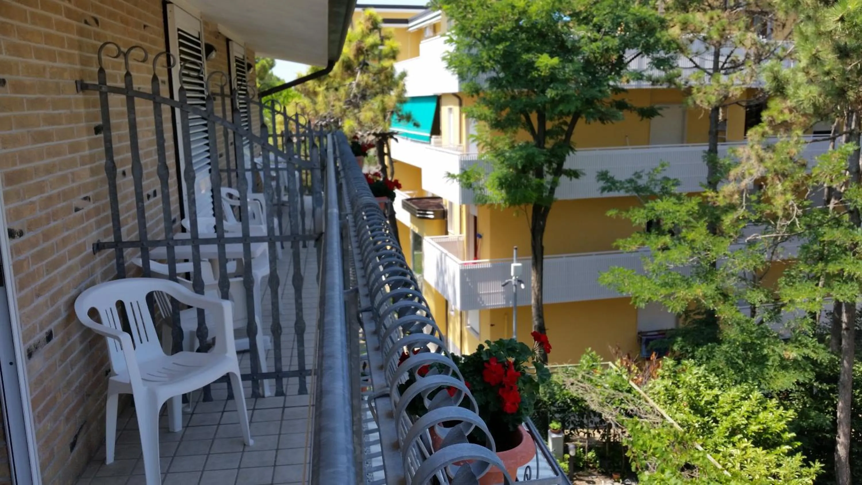 Garden view in Hotel Acapulco