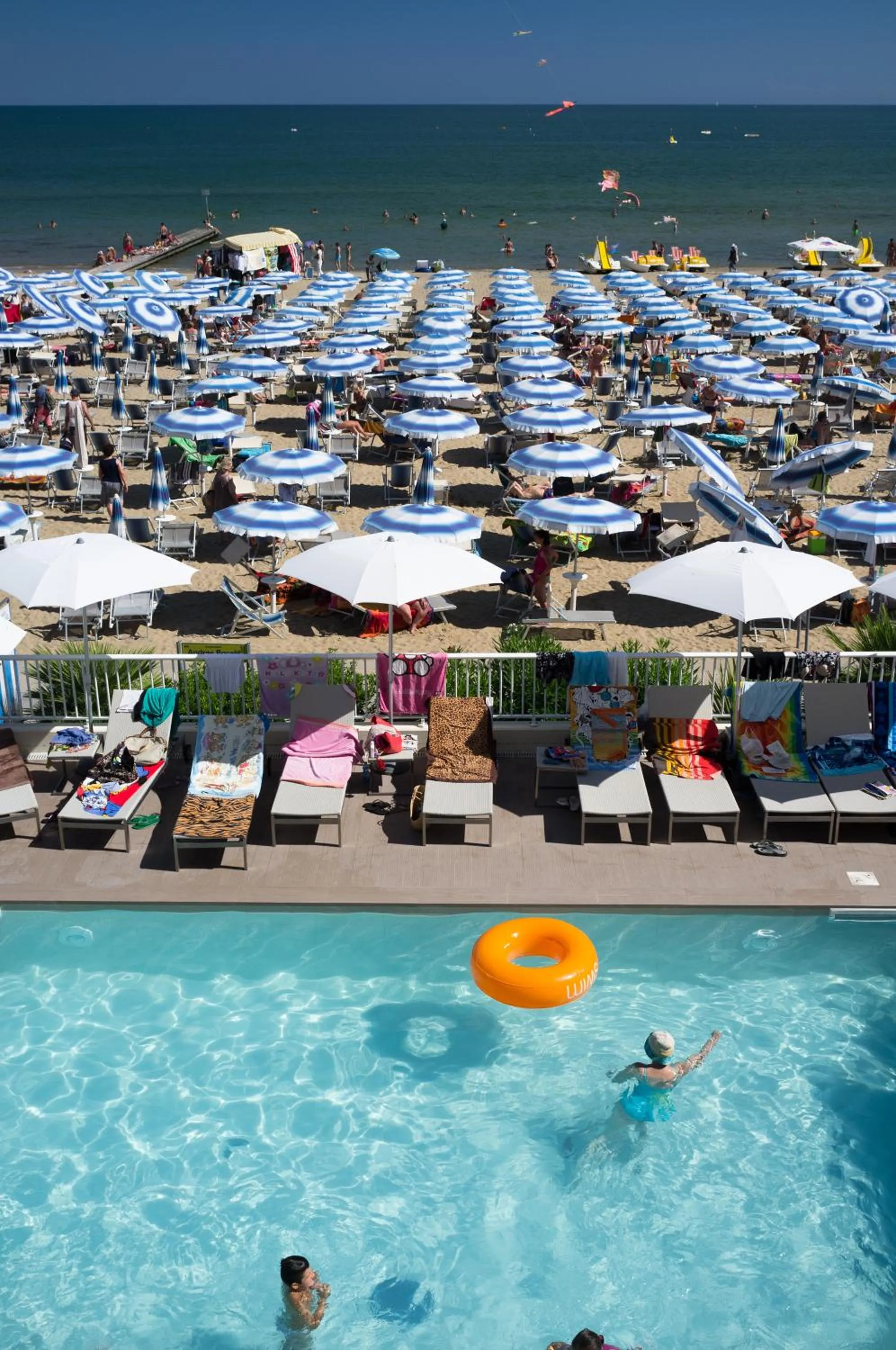 Swimming pool in Hotel Canarie
