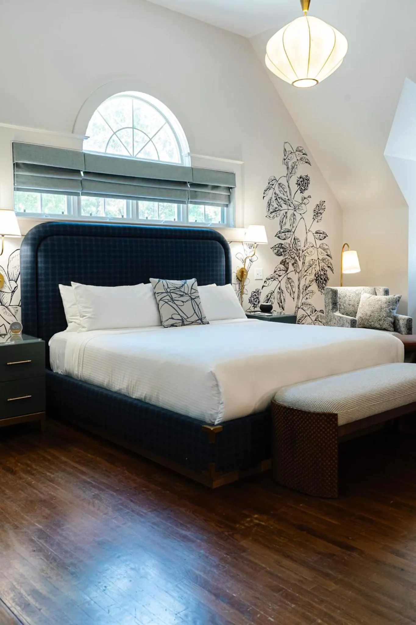 Photo of the whole room, Bed in The Sagaponack