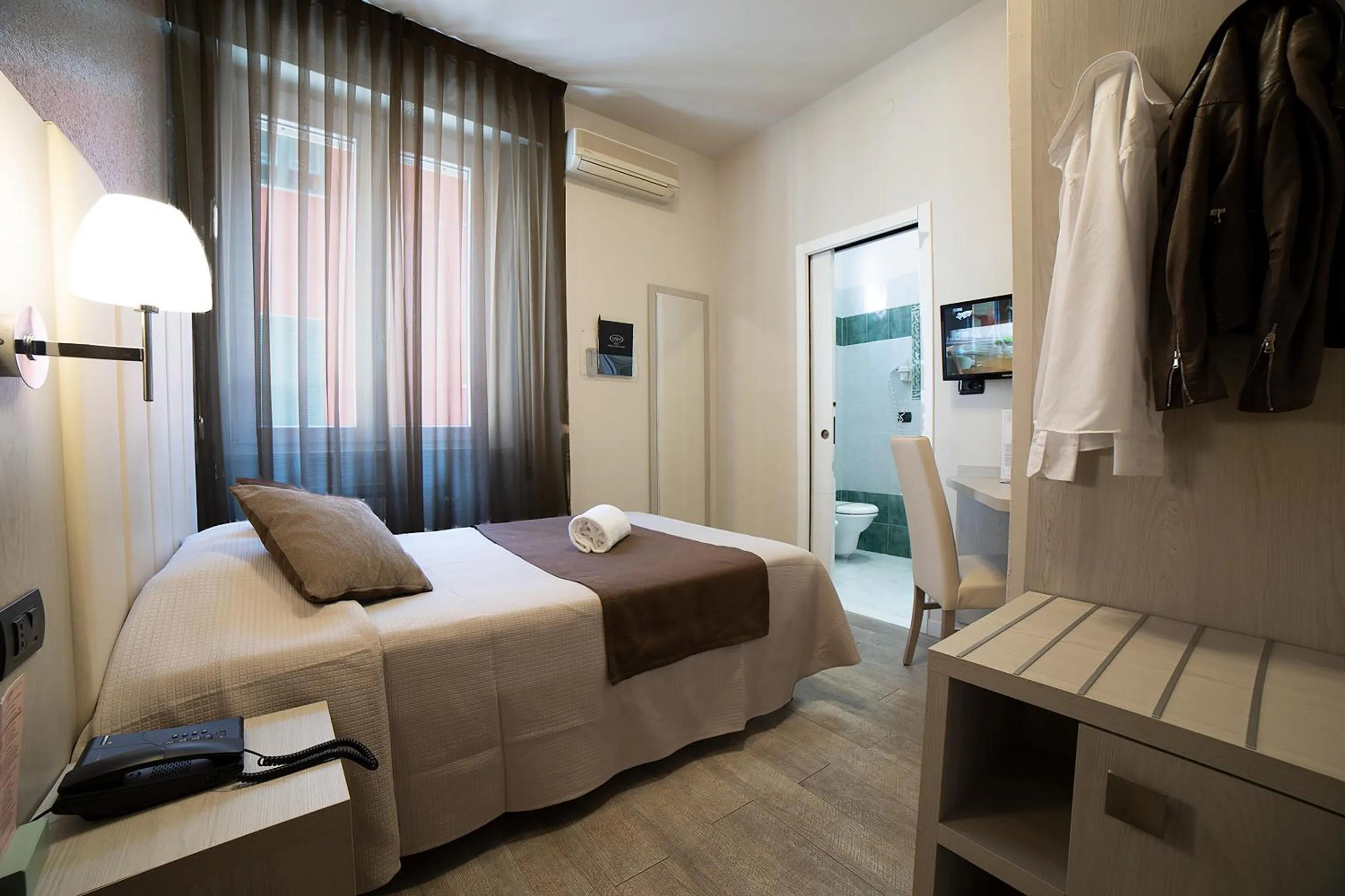 Photo of the whole room, Bed in Hotel Stella Del Mare