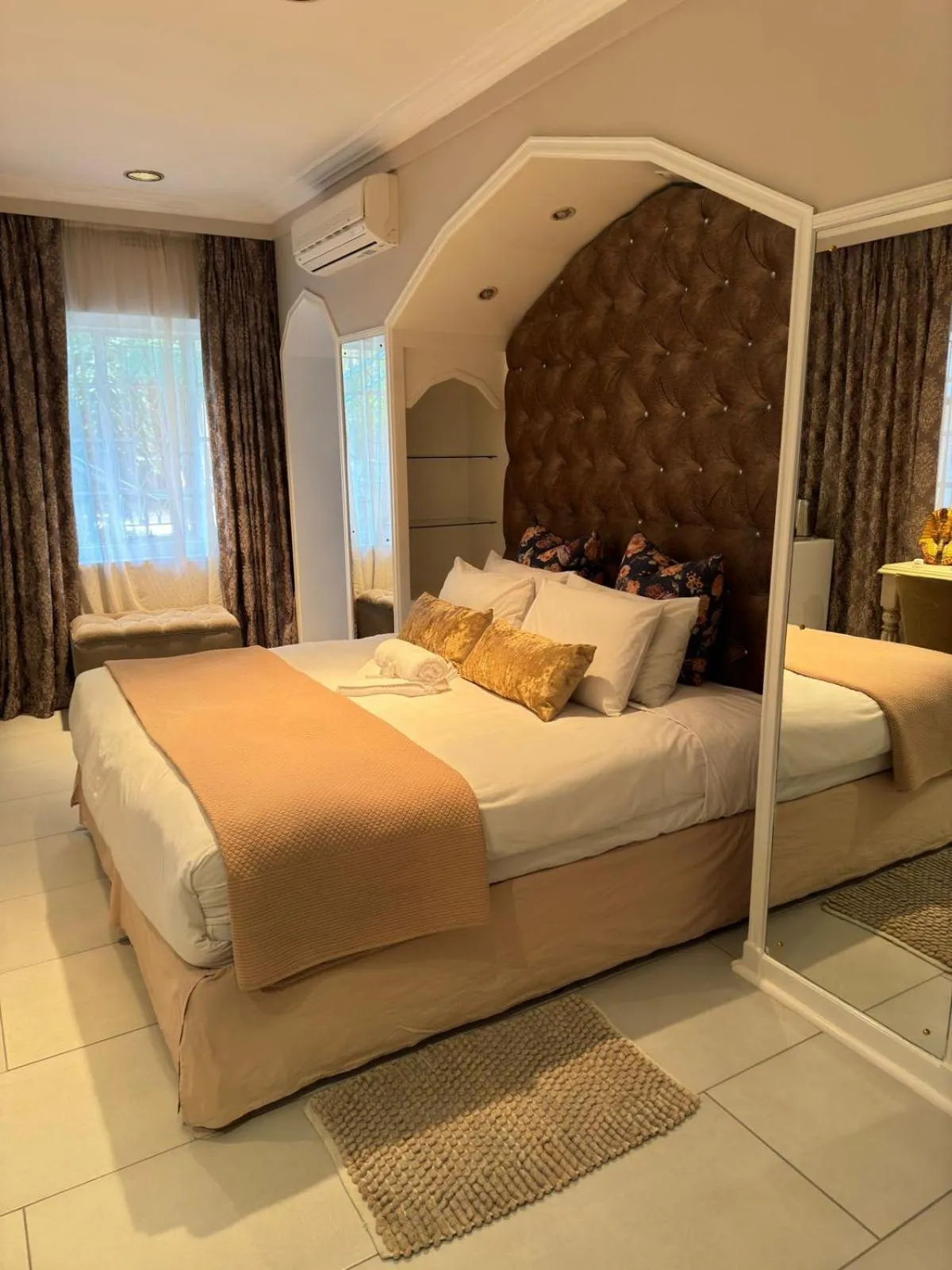 Bedroom, Bed in Summerview Boutique Hotel & Conference