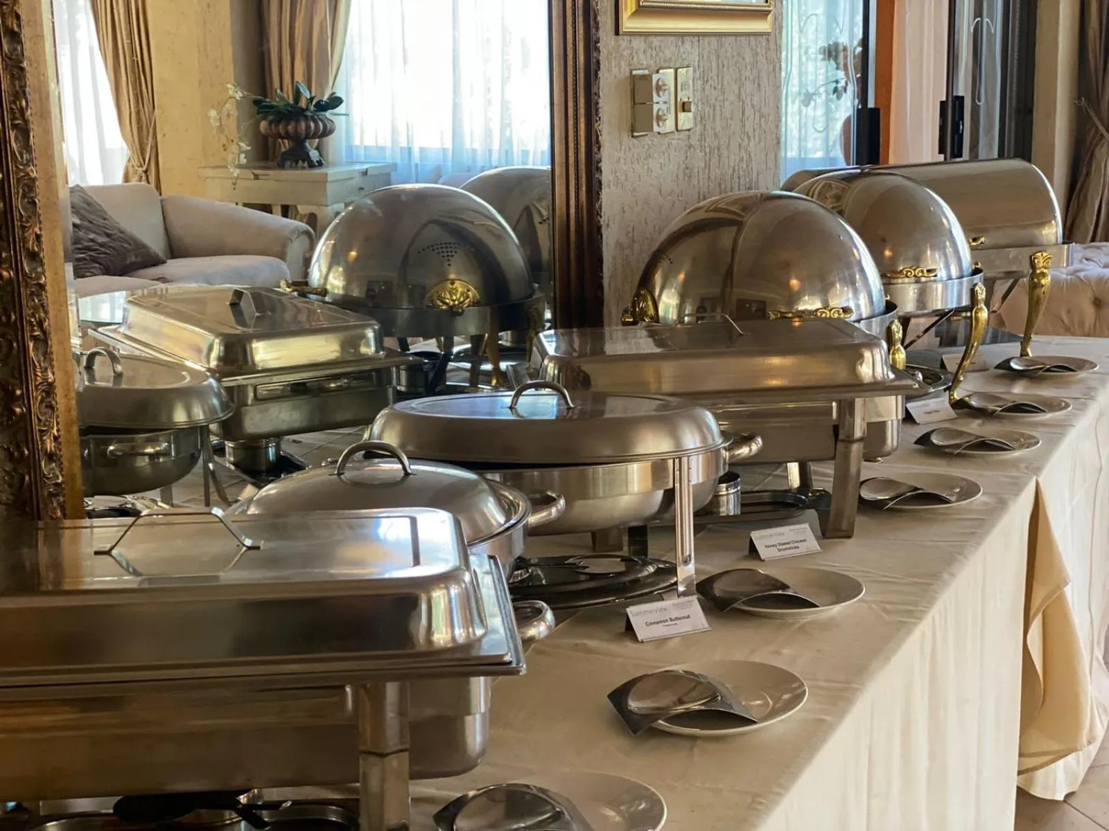 Restaurant/places to eat in Summerview Boutique Hotel & Conference