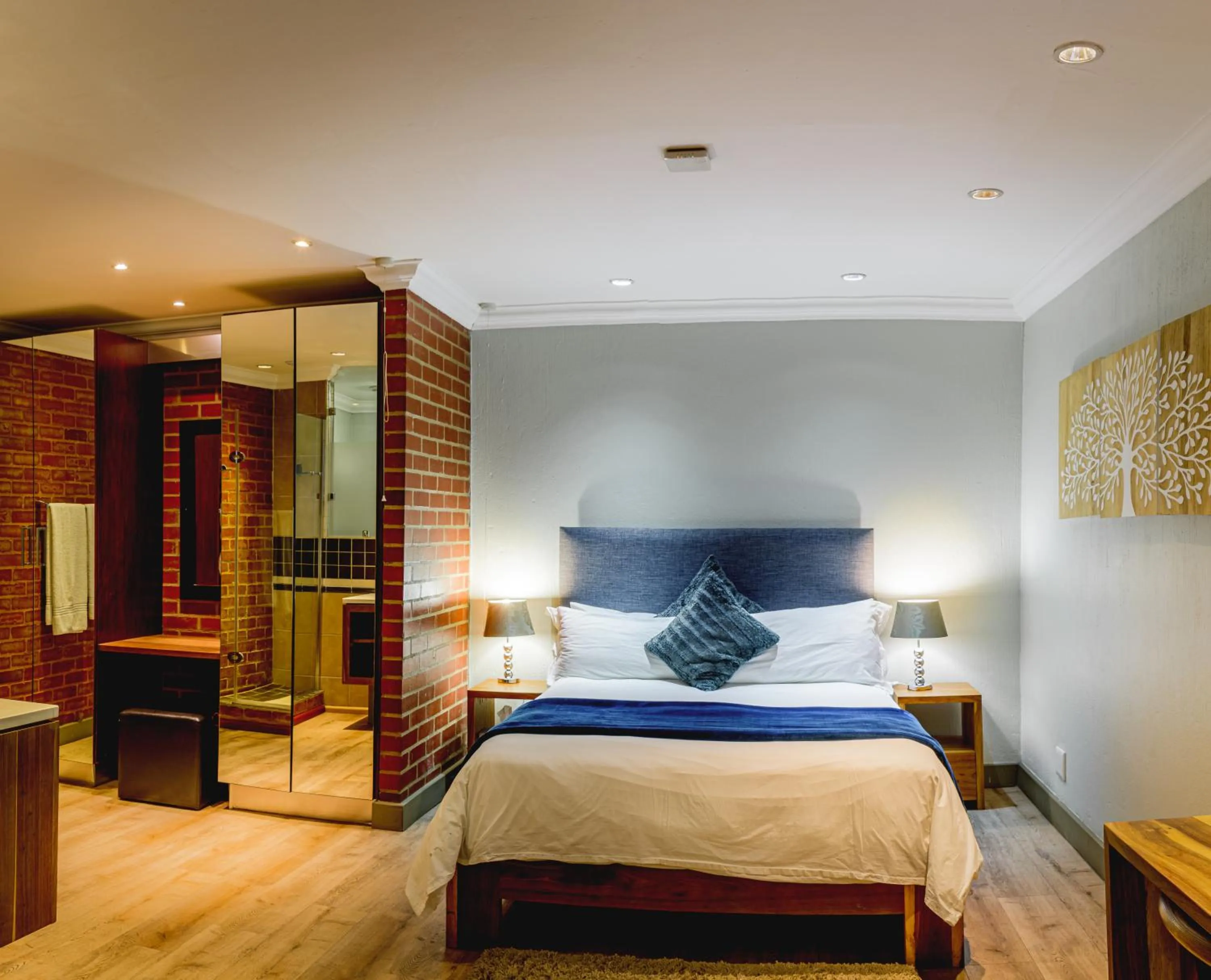 Bedroom, Bed in Menlyn Boutique Hotel