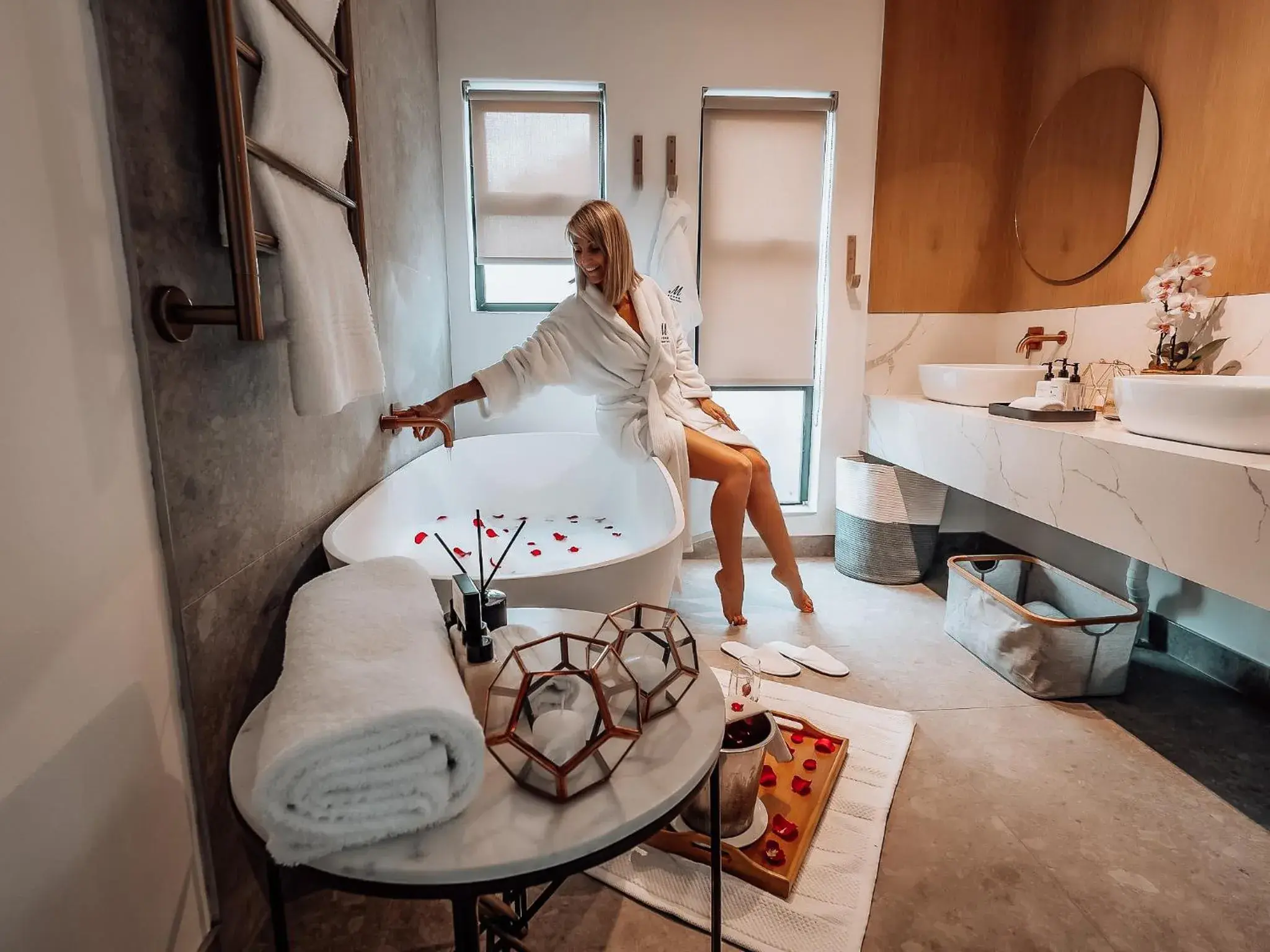 Honeymoon Suite in Menlyn Boutique Hotel Honeymoon Suite in Menlyn Boutique Hotel