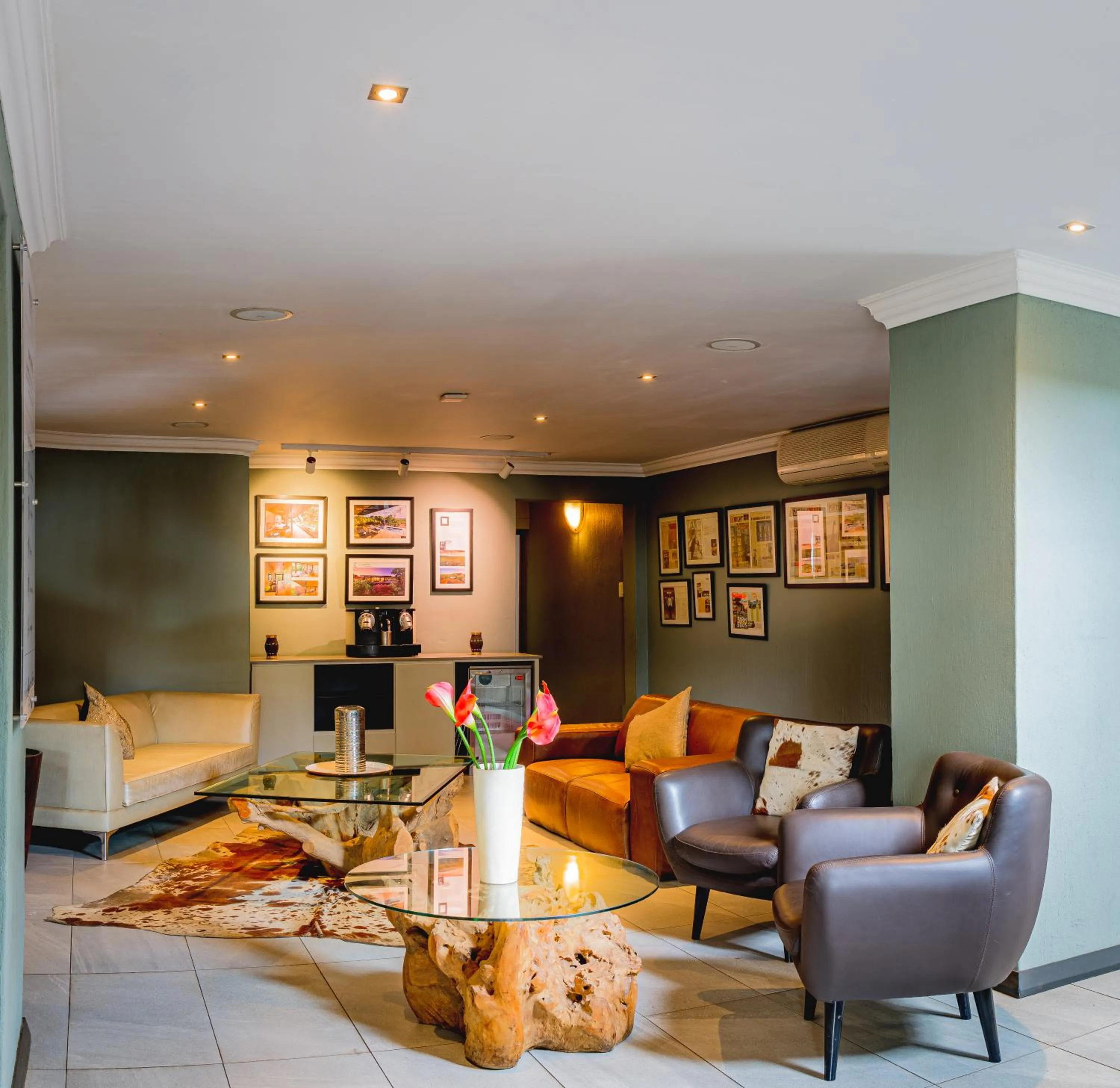 Lobby or reception in Menlyn Boutique Hotel