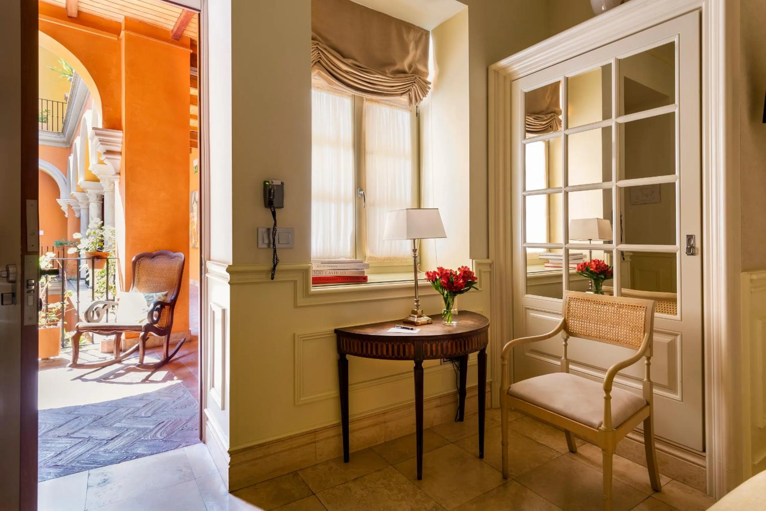 Bedroom in Hotel Casa Del Poeta