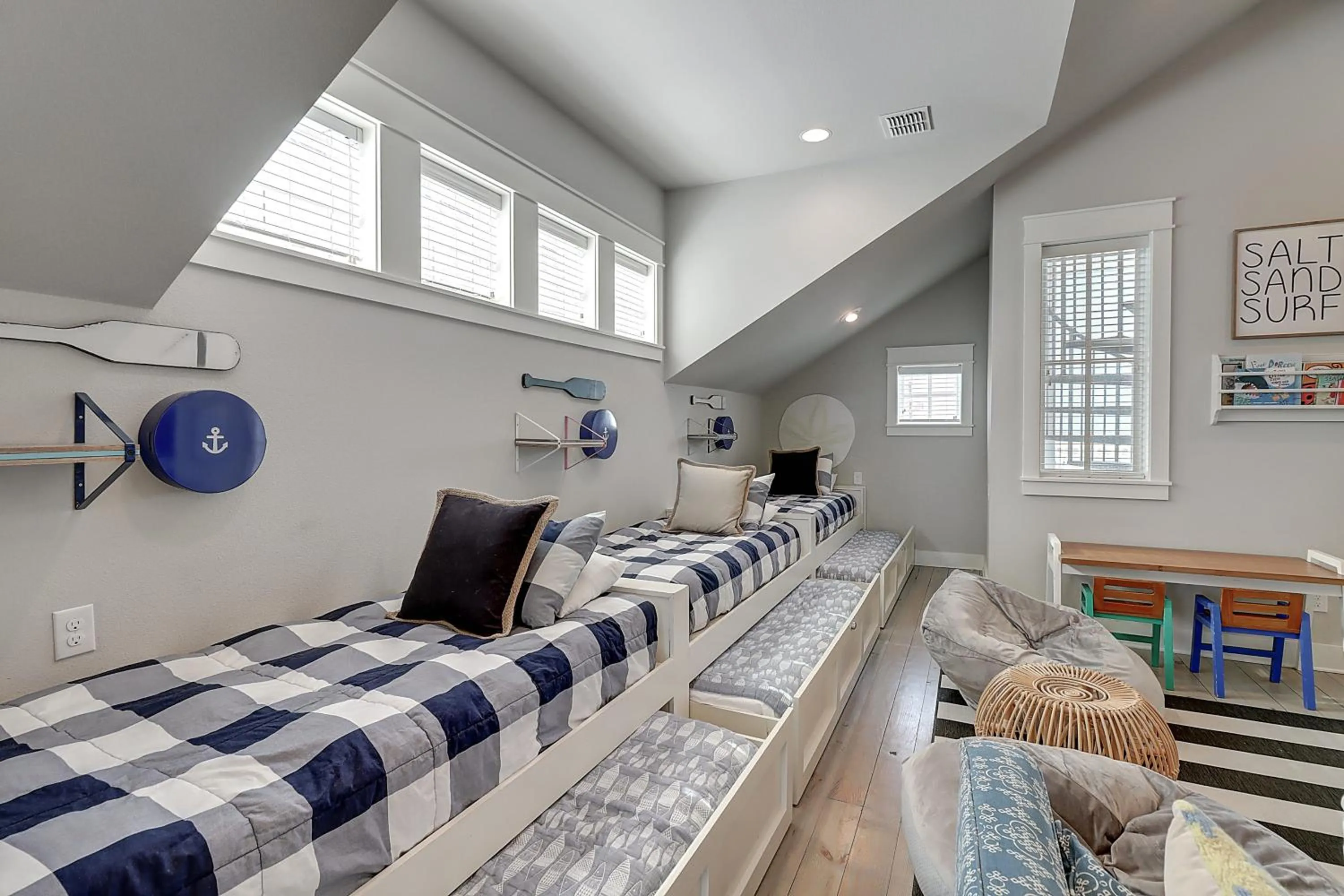 Other, Bed in Anchors Away 130 FI