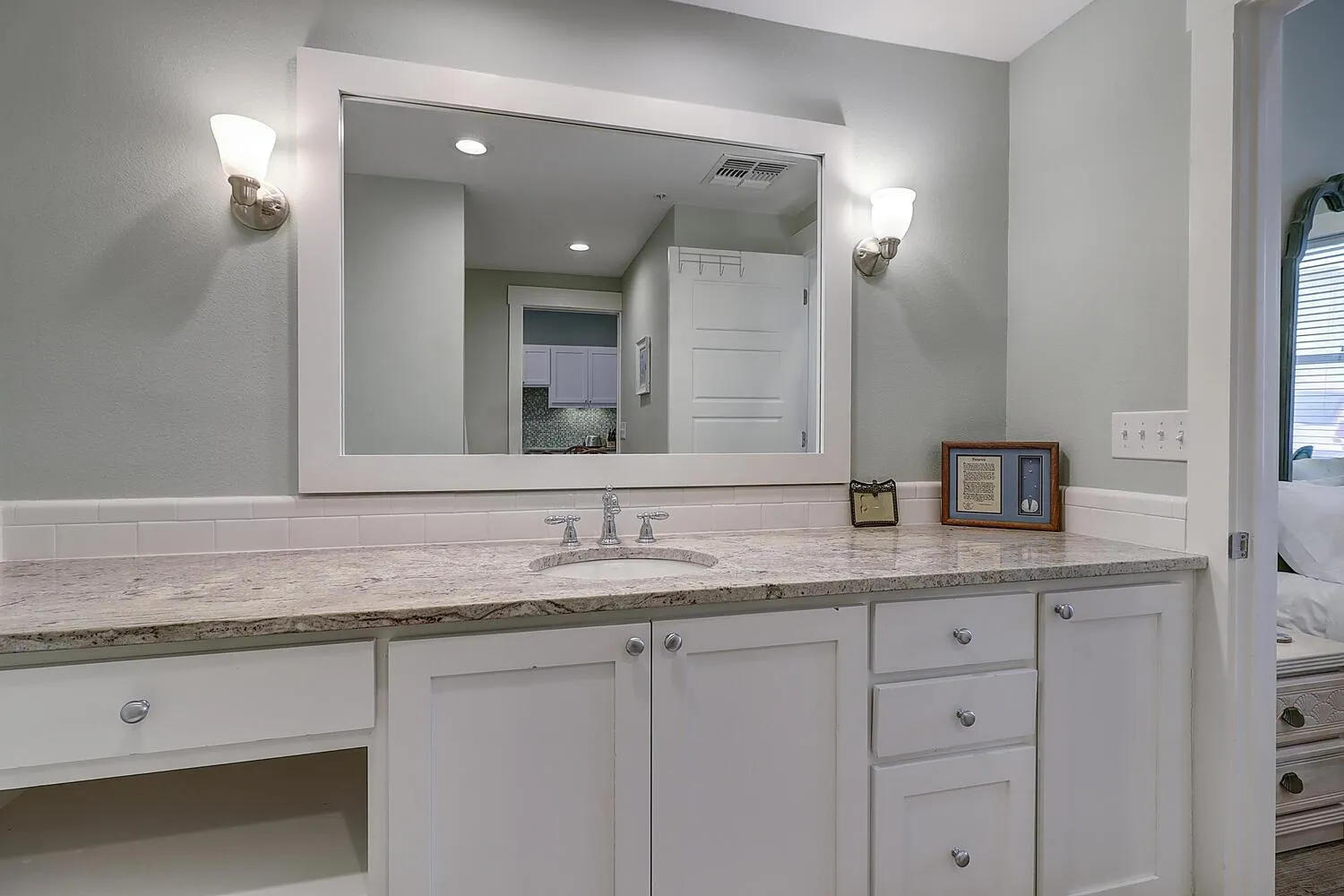 Other in Shells on the Beach TC 2104