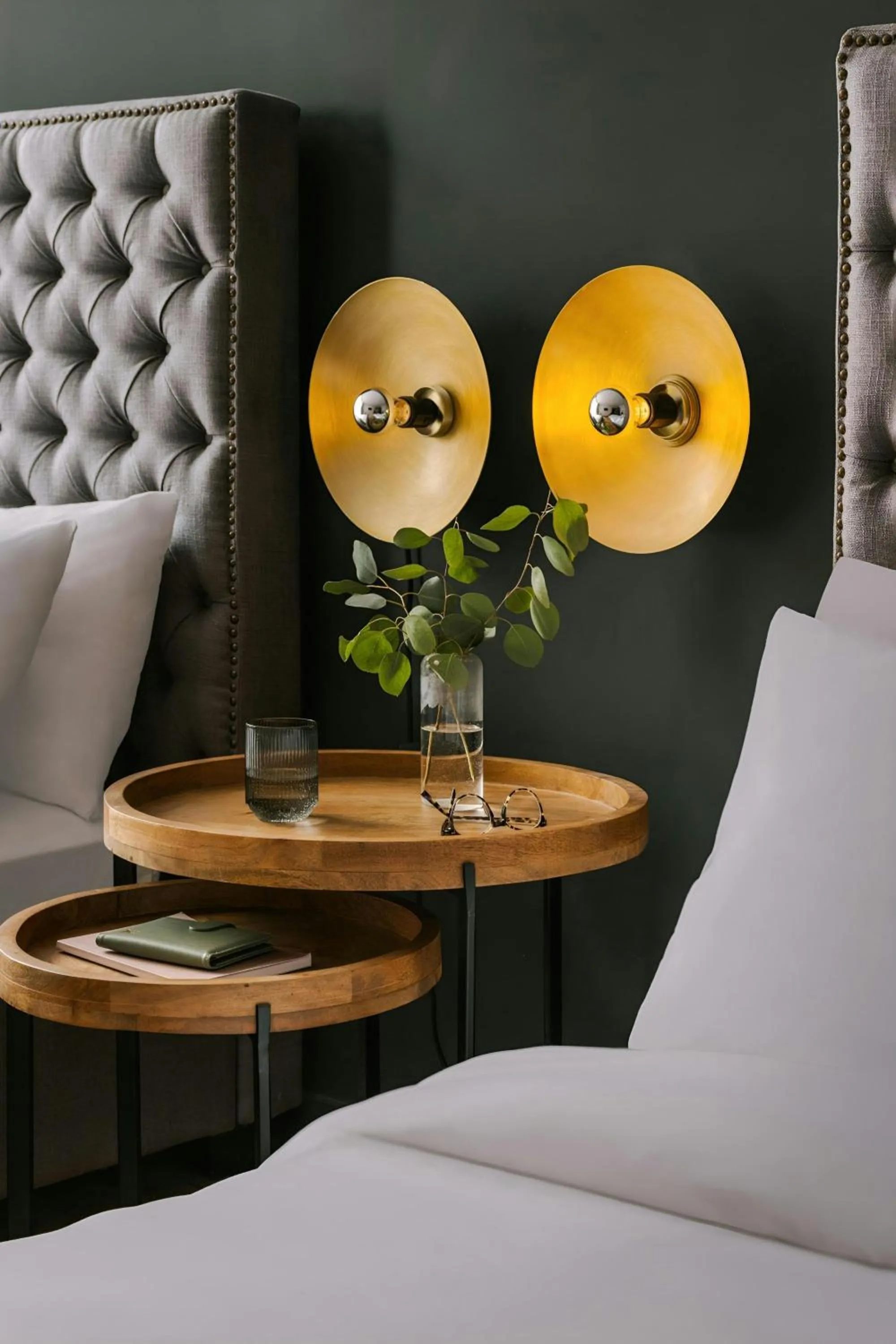 Bedroom, Bed in The Dutch Hotel Long Island City, Sonder by Marriott Bonvoy