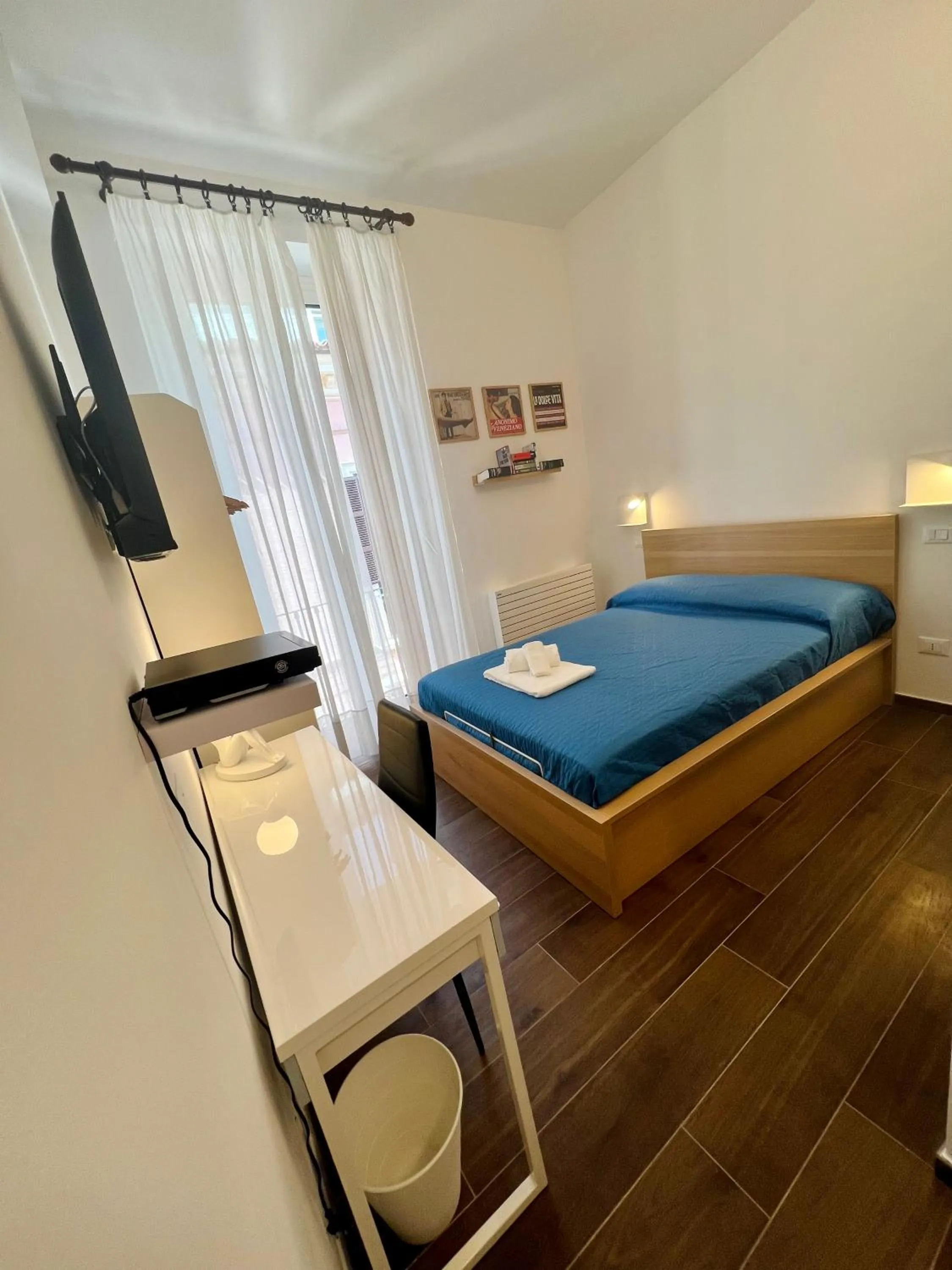 Bedroom, Bed in B&B letterario Palazzo Pistocchi