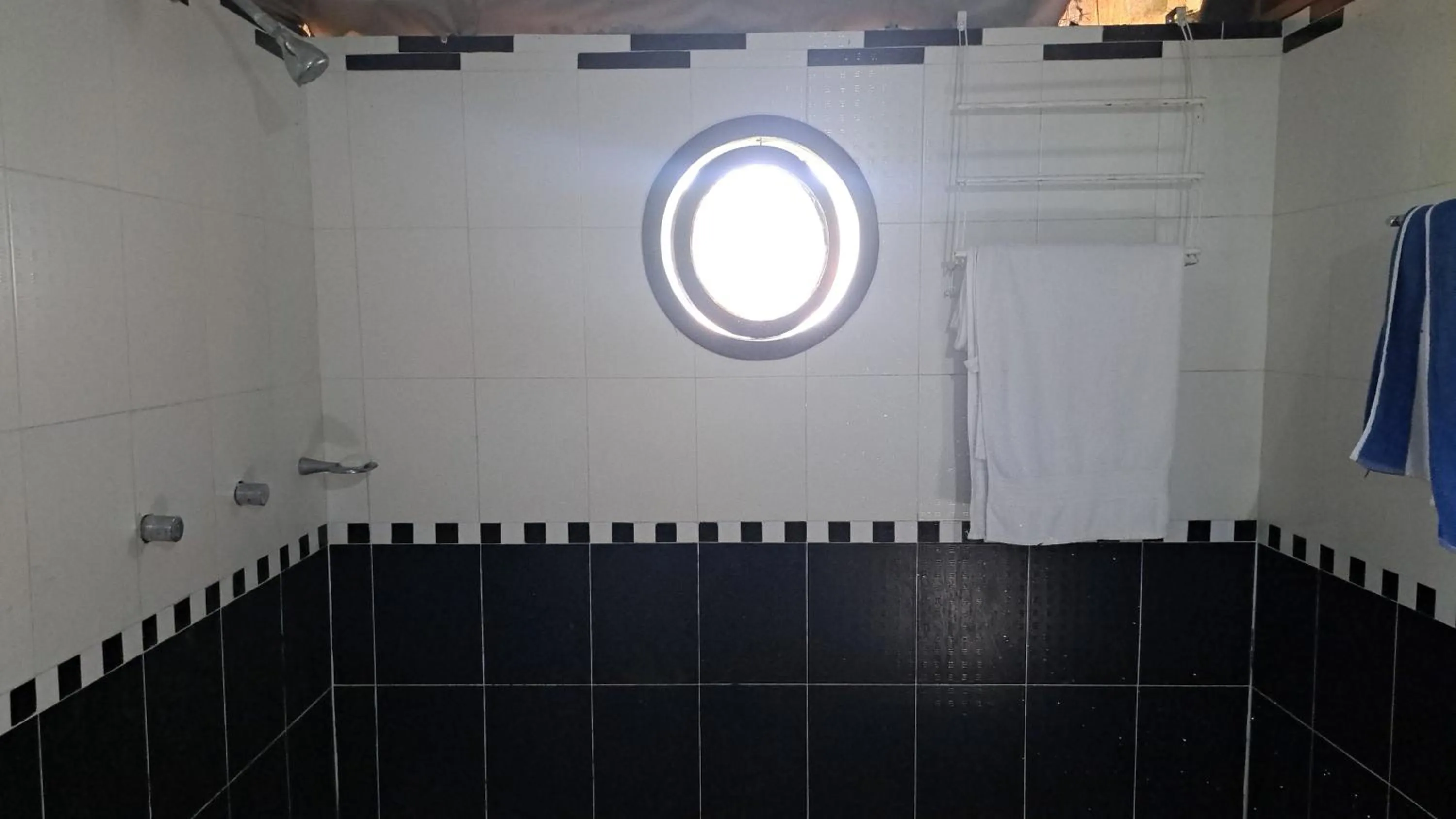 Embajada Universal By La Eufemia Group