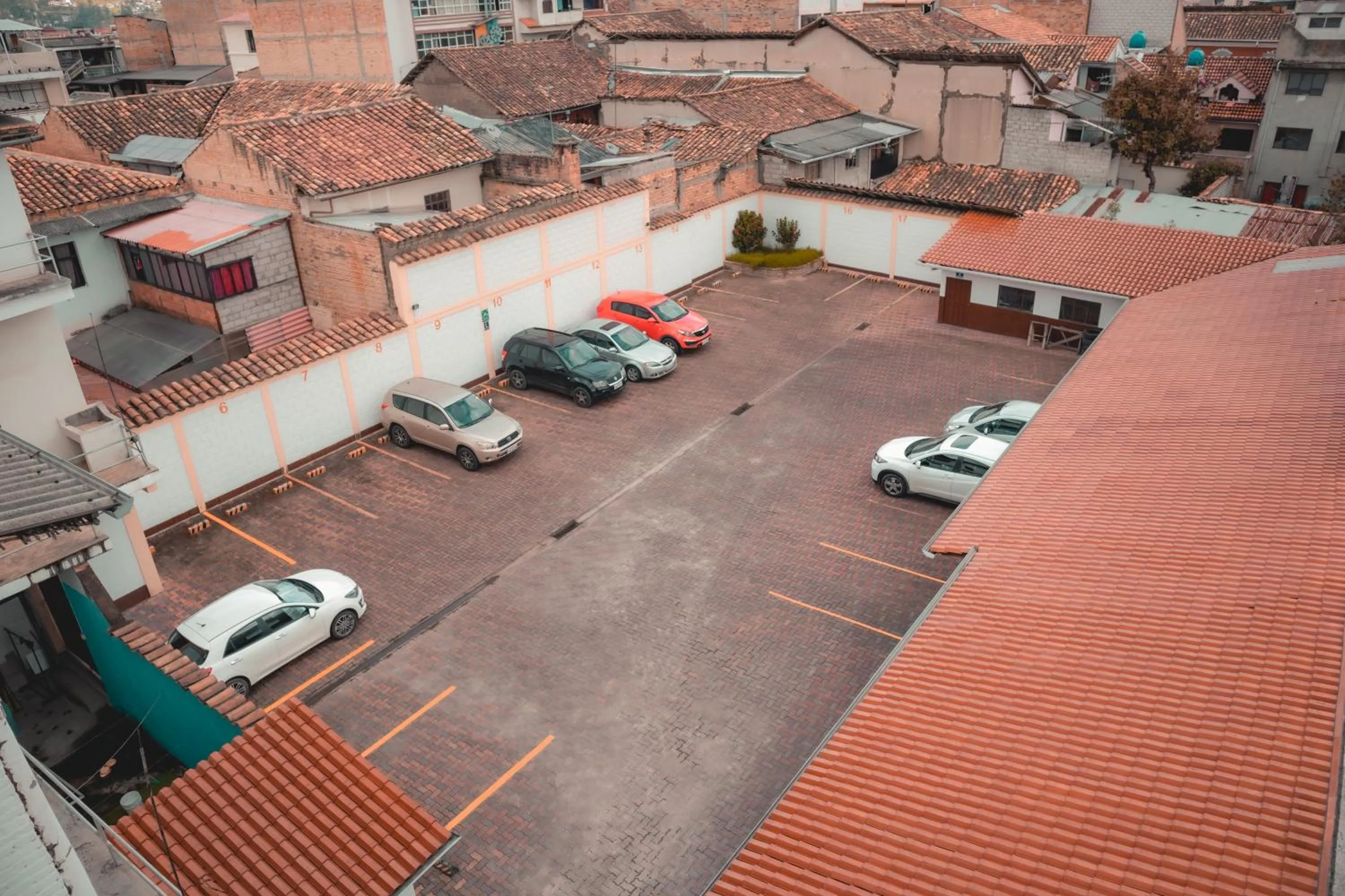 Parking in Hotel El Morlaco