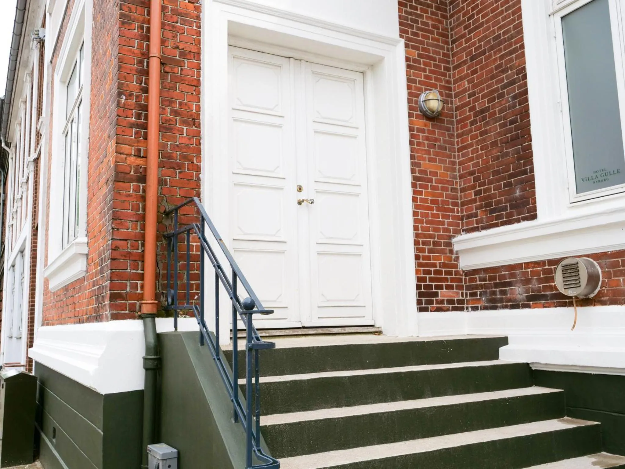 Facade/entrance in Hotel Villa Gulle
