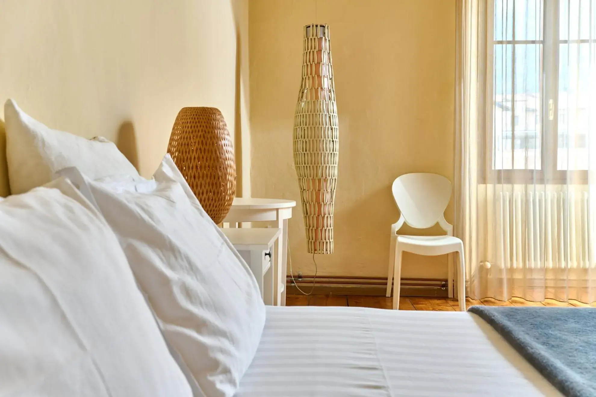 Al Cavour 34 Al Cavour 34